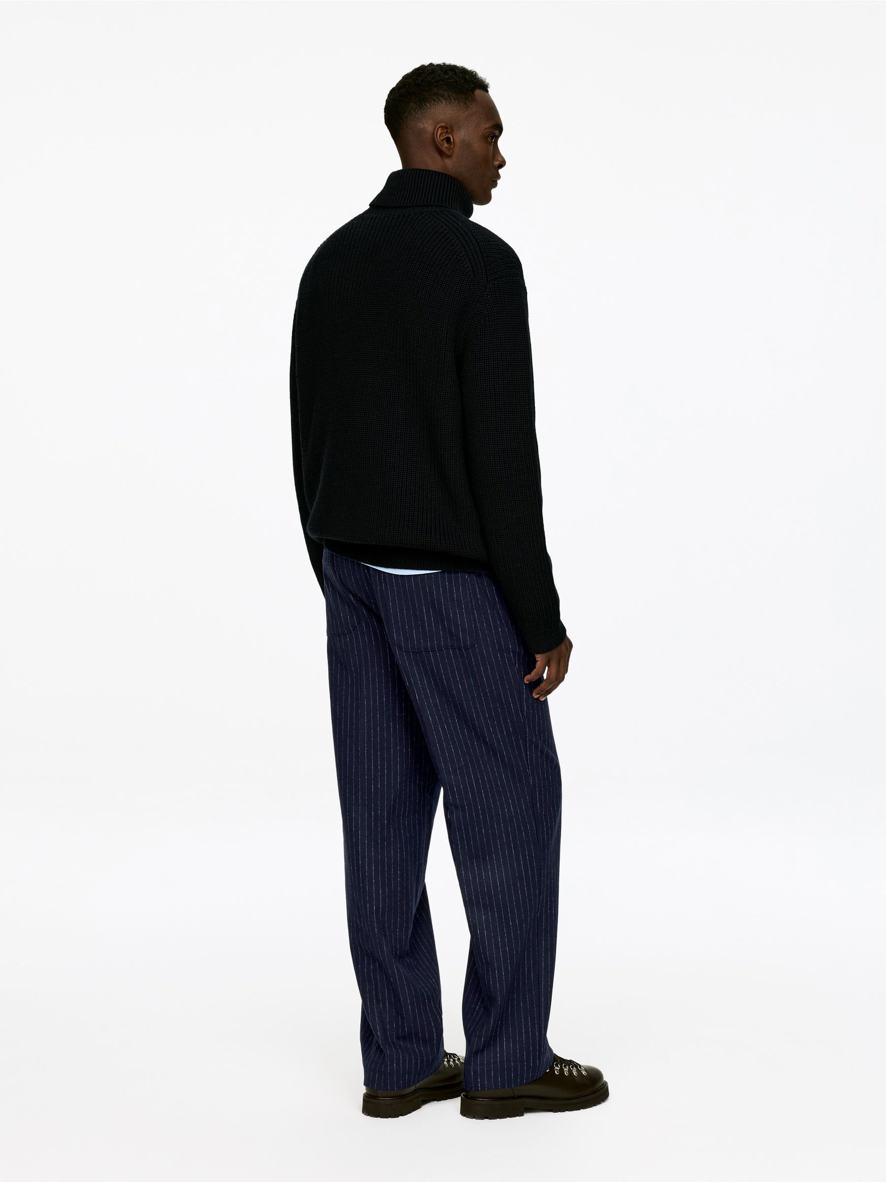 Pinstripe Wool Blend Trousers - Dark Blue - Loose fit - Men - StillMedia/Lookbook - 4