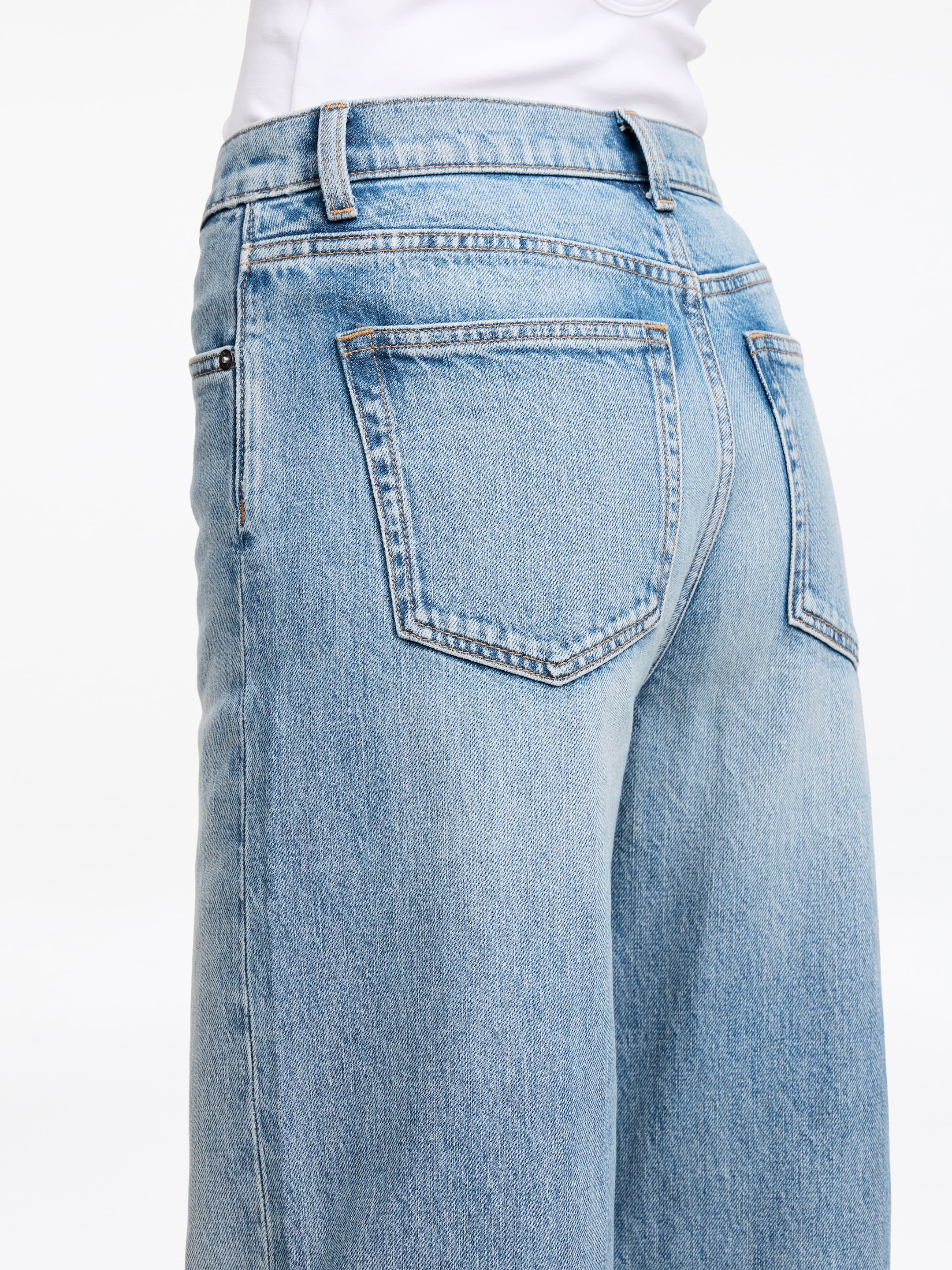 LUPINE Flared Jeans - Hellblau - Women - StillMedia/Lookbook - 4