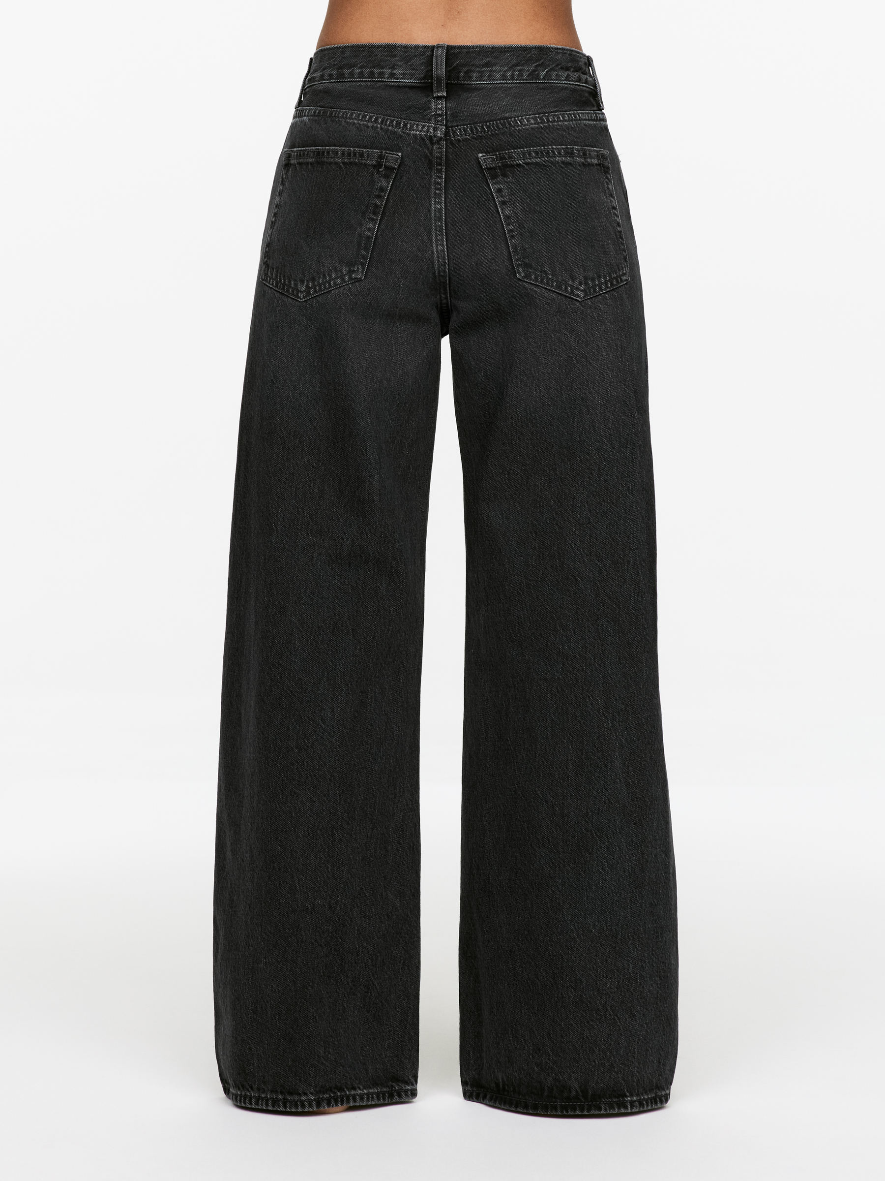 CLOUD Loose Wide Jeans - Dark Grey - Relaxed fit - Women - StillMedia/Lookbook - 9