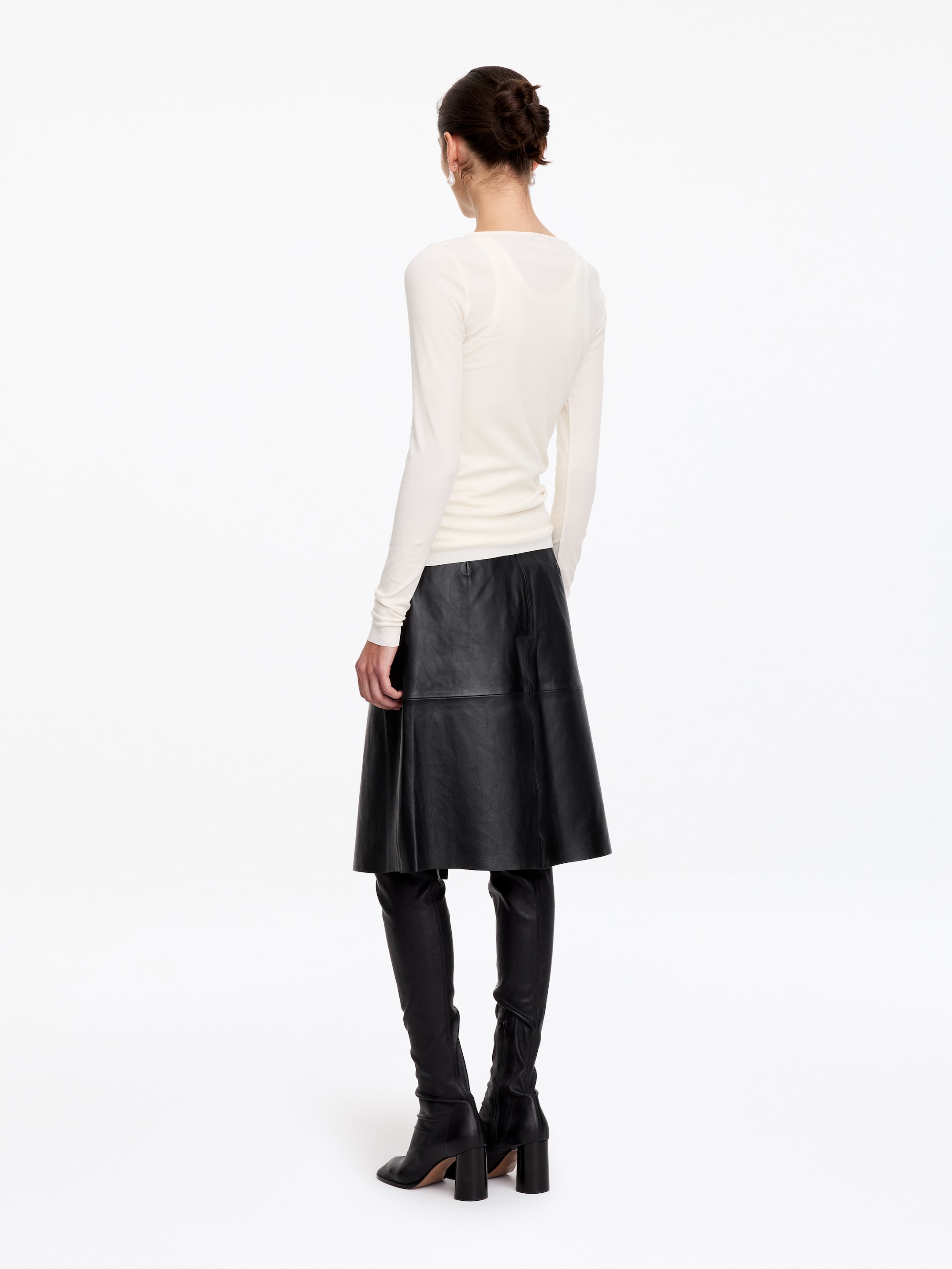 Leather Wrap Skirt - Black - Regular fit - women - StillMedia/Lookbook - 4