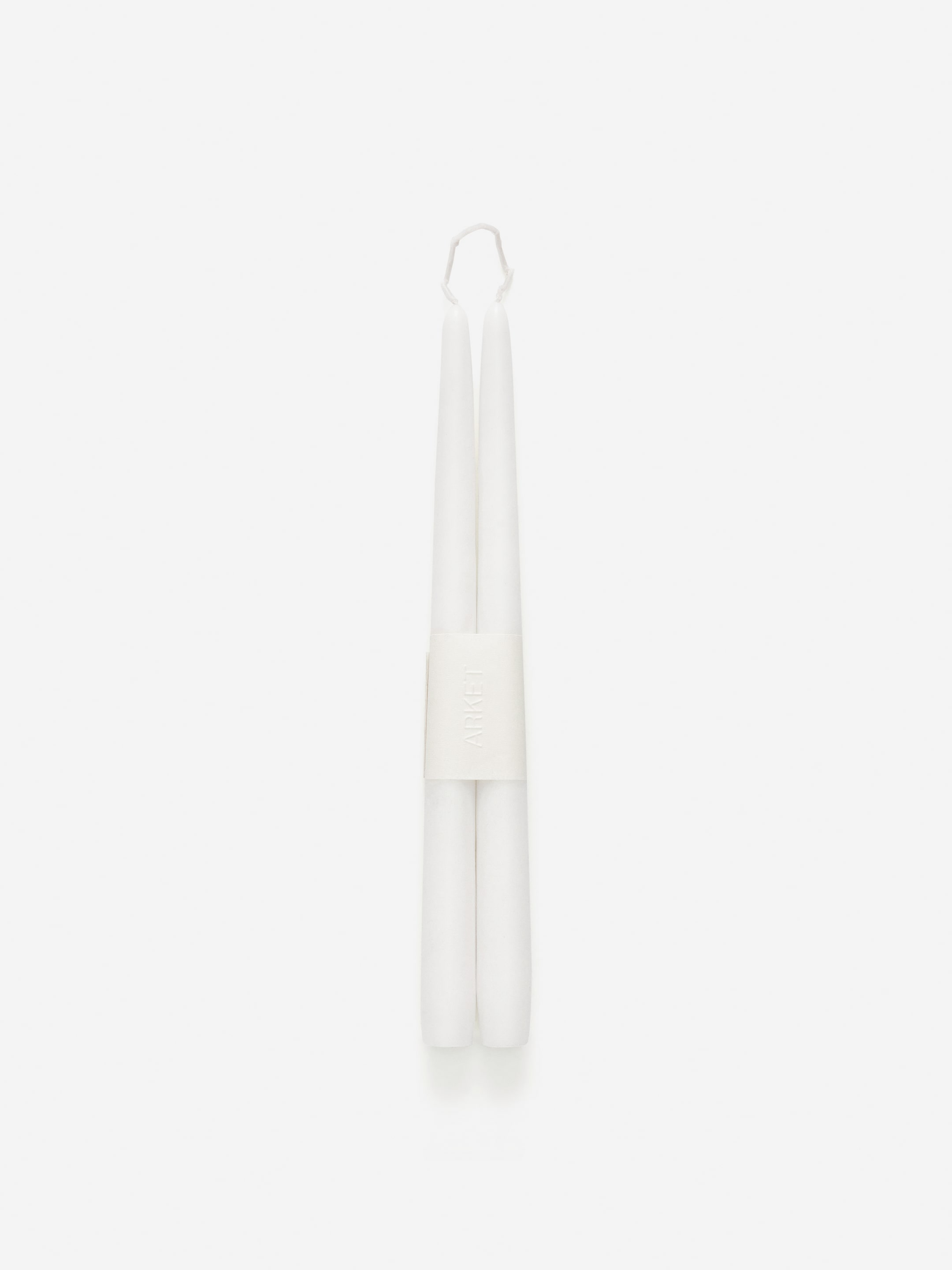 Schmal zulaufende Kerzen, 2er-Set - Weiß - homeware - StillMedia/DescriptiveStillLife - 2