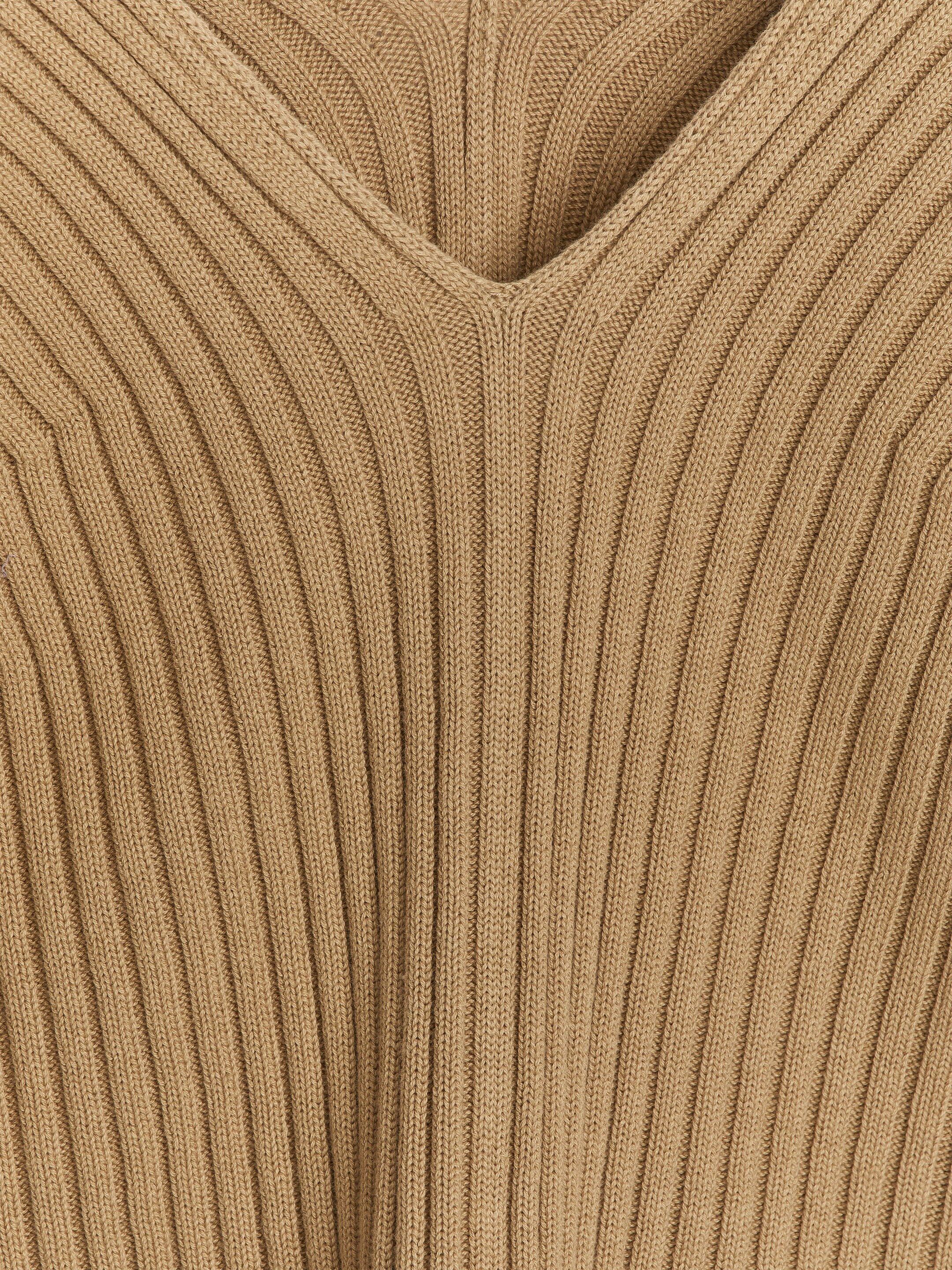 Visa större bild: Ribbstickad bomullströja - Mörkbeige - DAM | H&M FI 2