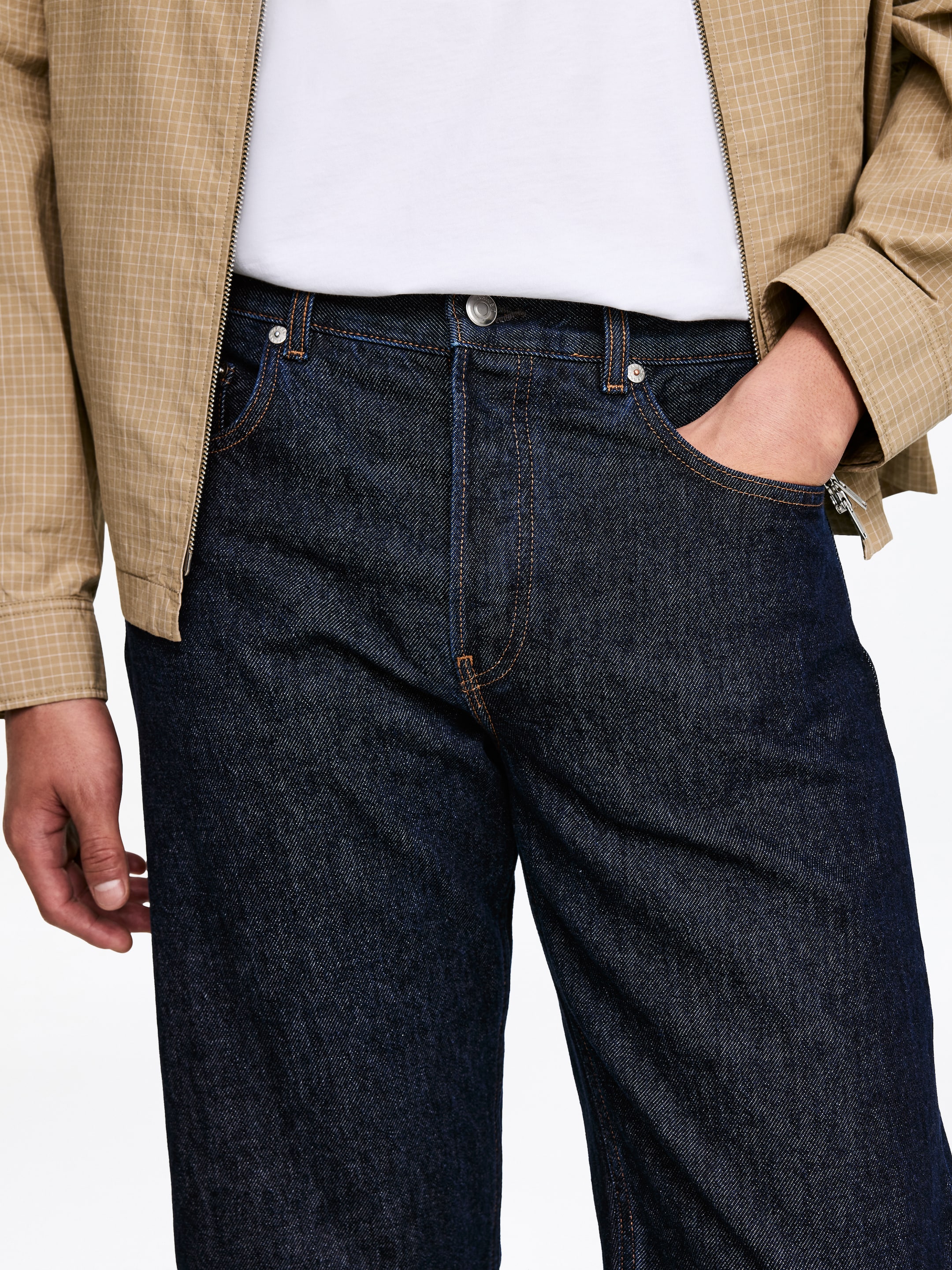 OCEAN Loose Straight Jeans - Dark Blue - Loose fit - Men - StillMedia/Lookbook - 19