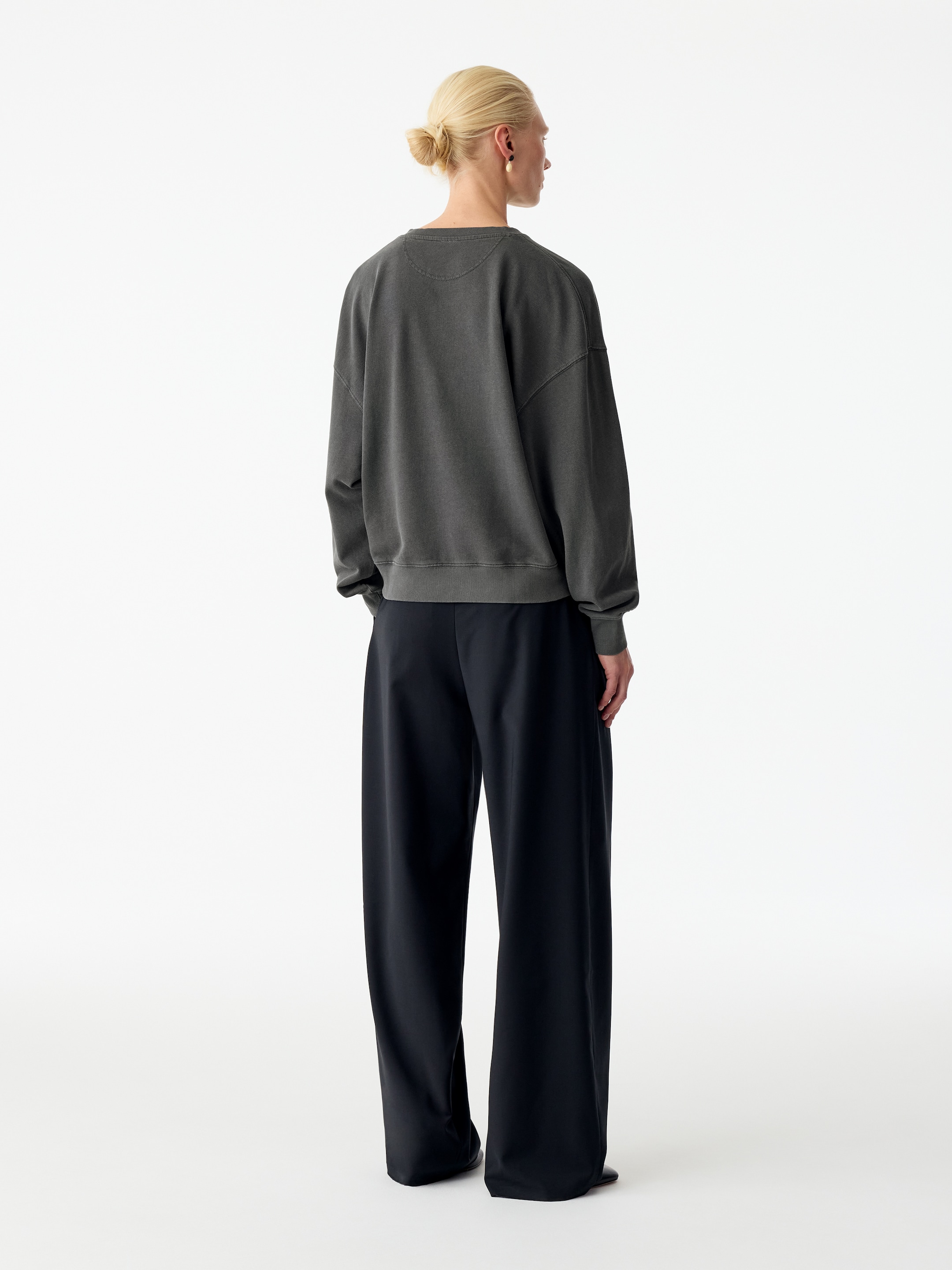 Henley-Sweatshirt aus Baumwolle - Schwarz - Regular Fit - women - StillMedia/Lookbook - 4