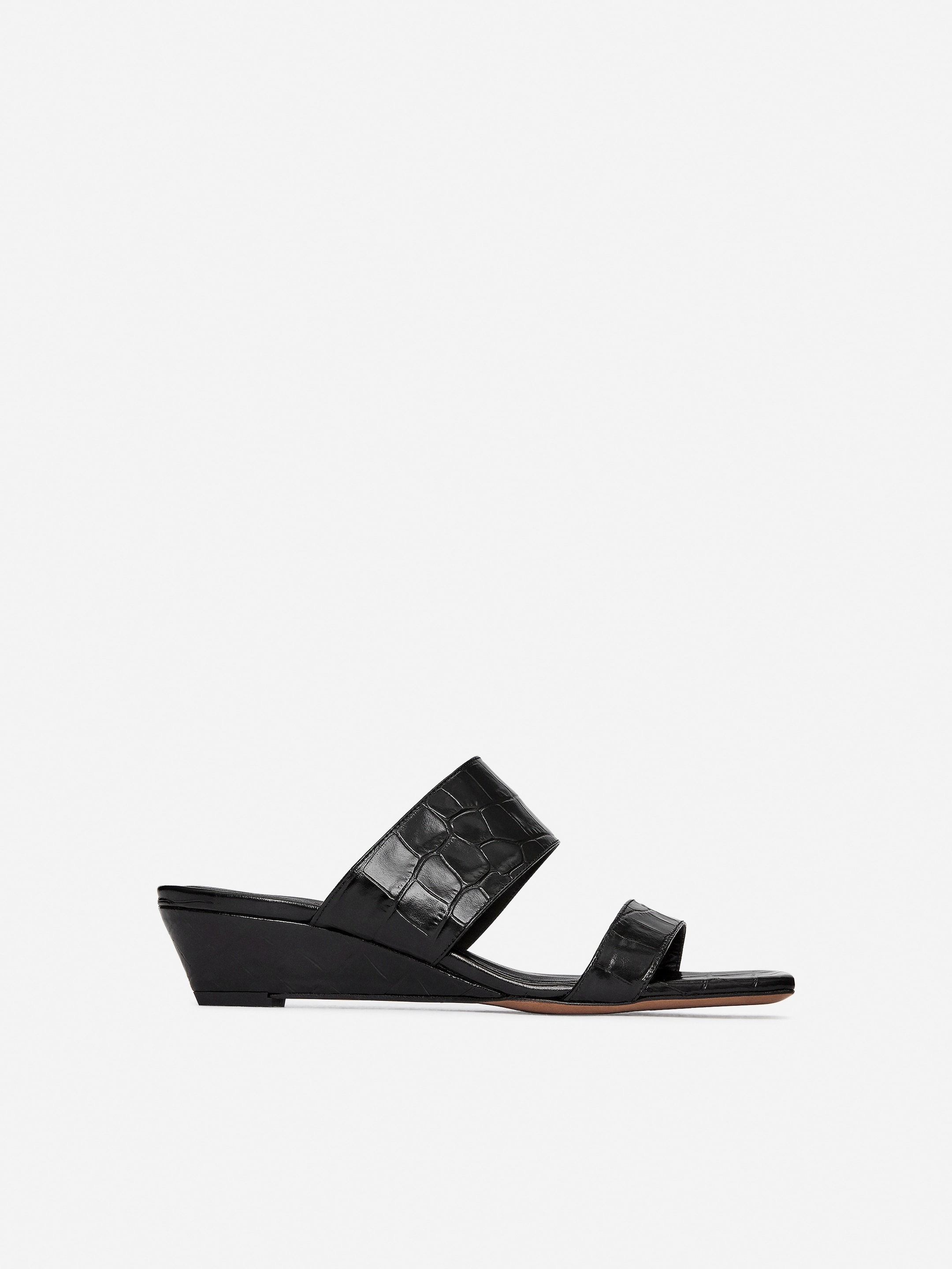 Leather Strap Sandals - Black/Faux Crocodile - Women - StillMedia/DescriptiveStillLife - 2