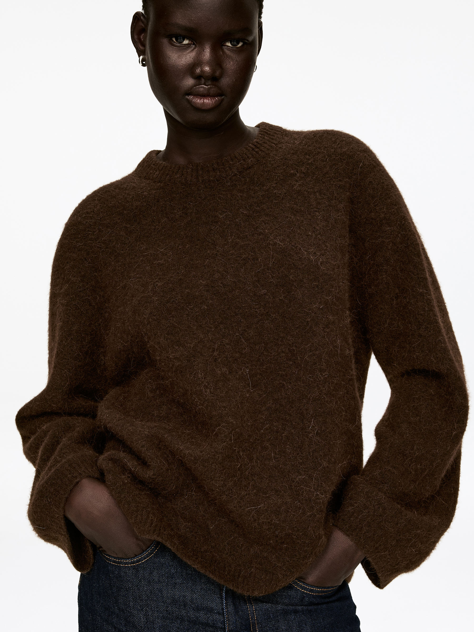 Alpaca-Wool Blend Jumper - Dark Brown - Oversized - Women - StillMedia/Lookbook - 15