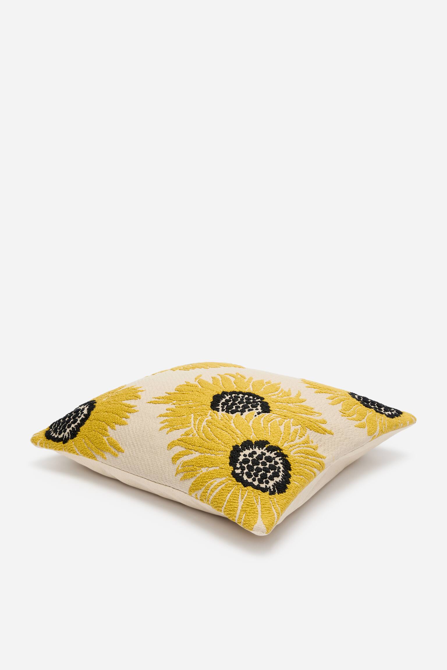 Housse de coussin brodée 50x50 cm - Beige/Jaune - 1