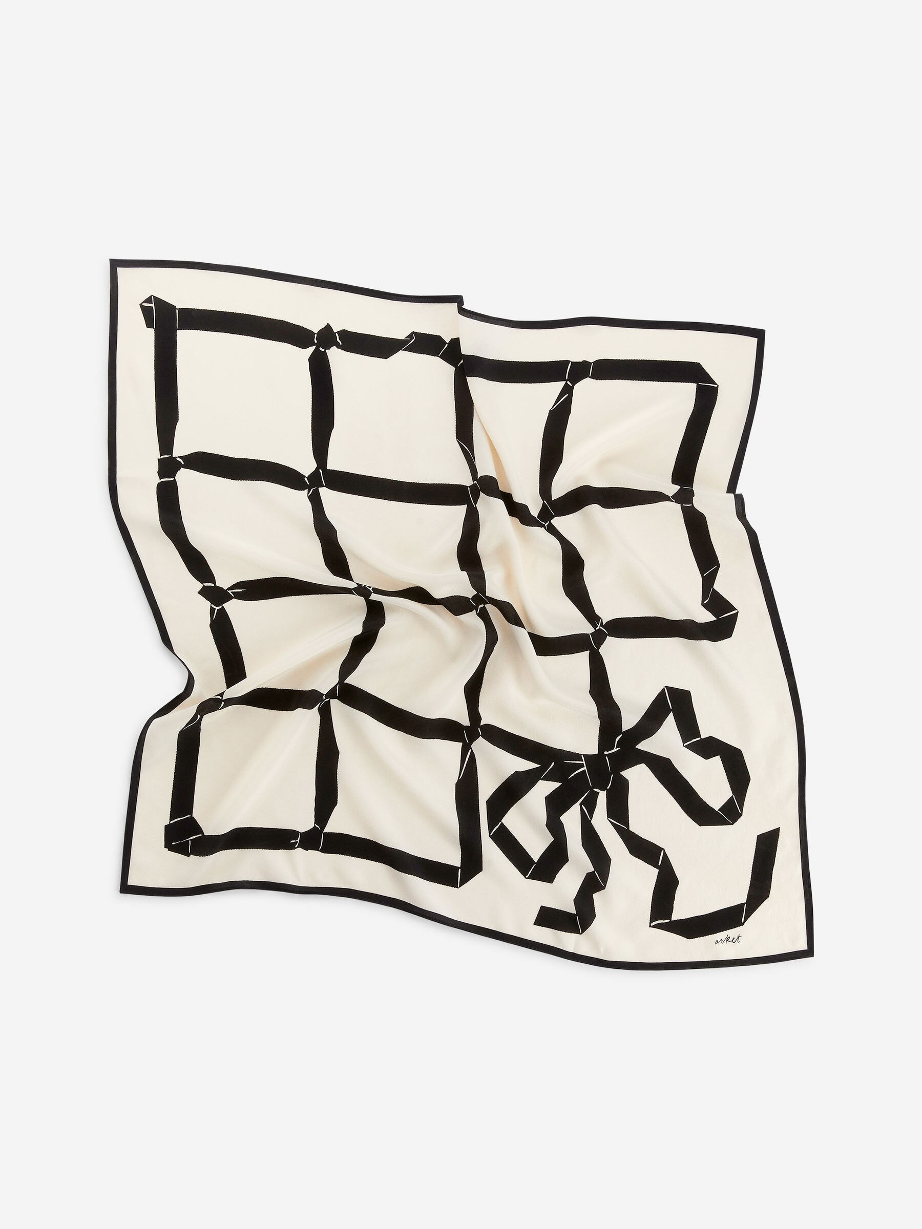 Sidenscarf - Off-white/svart - Women - StillMedia/DescriptiveStillLife - 3