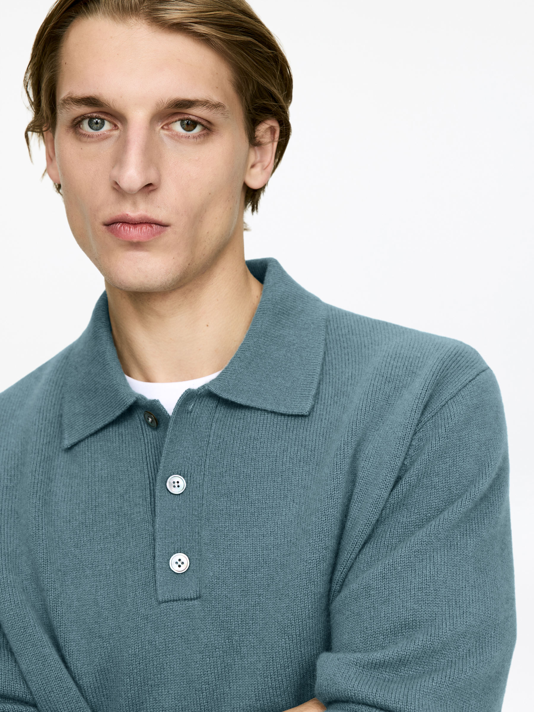 Pure Cashmere Polo Jumper - Dusty Turquoise - Relaxed fit - Men - StillMedia/Lookbook - 4