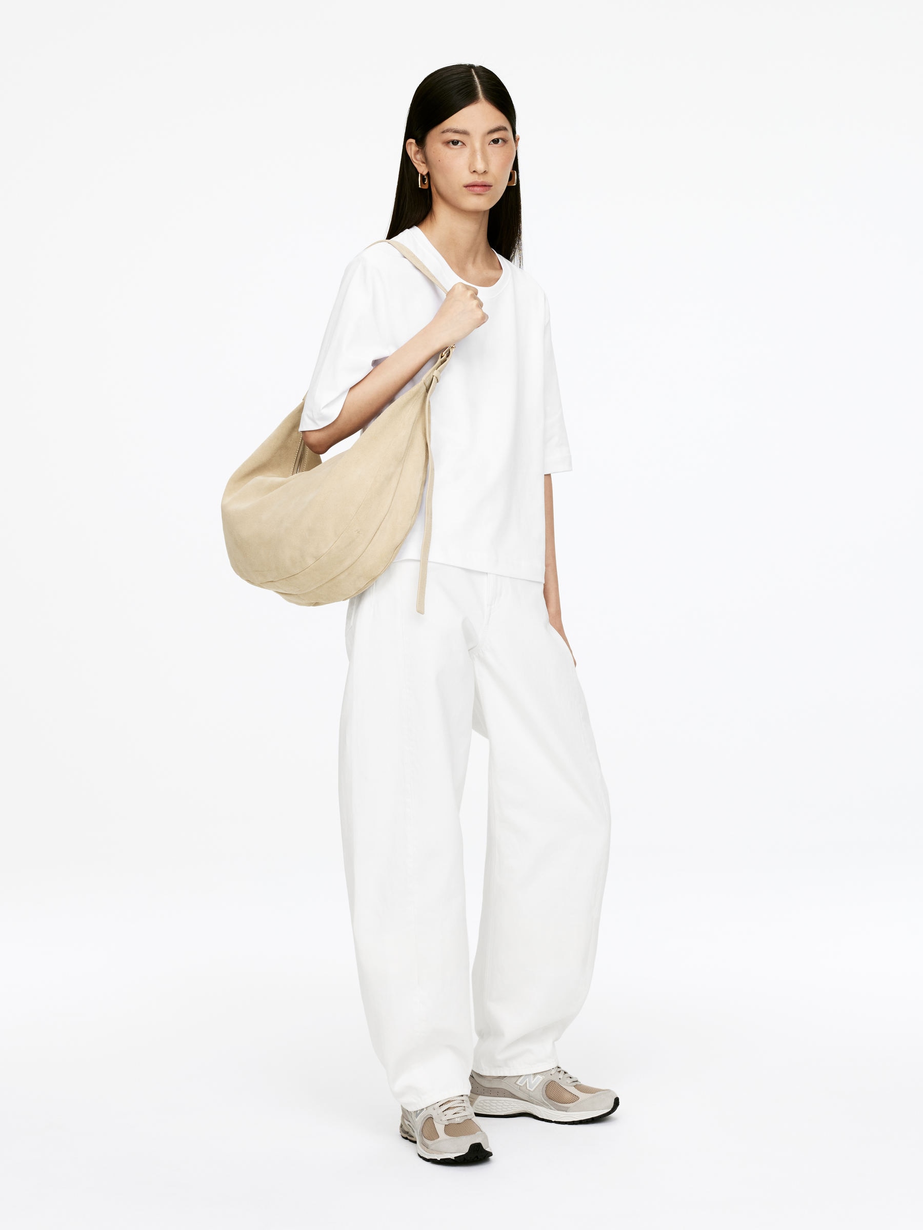 New Balance 2002R Trainers - Beige - Women - StillMedia/Lookbook - 9