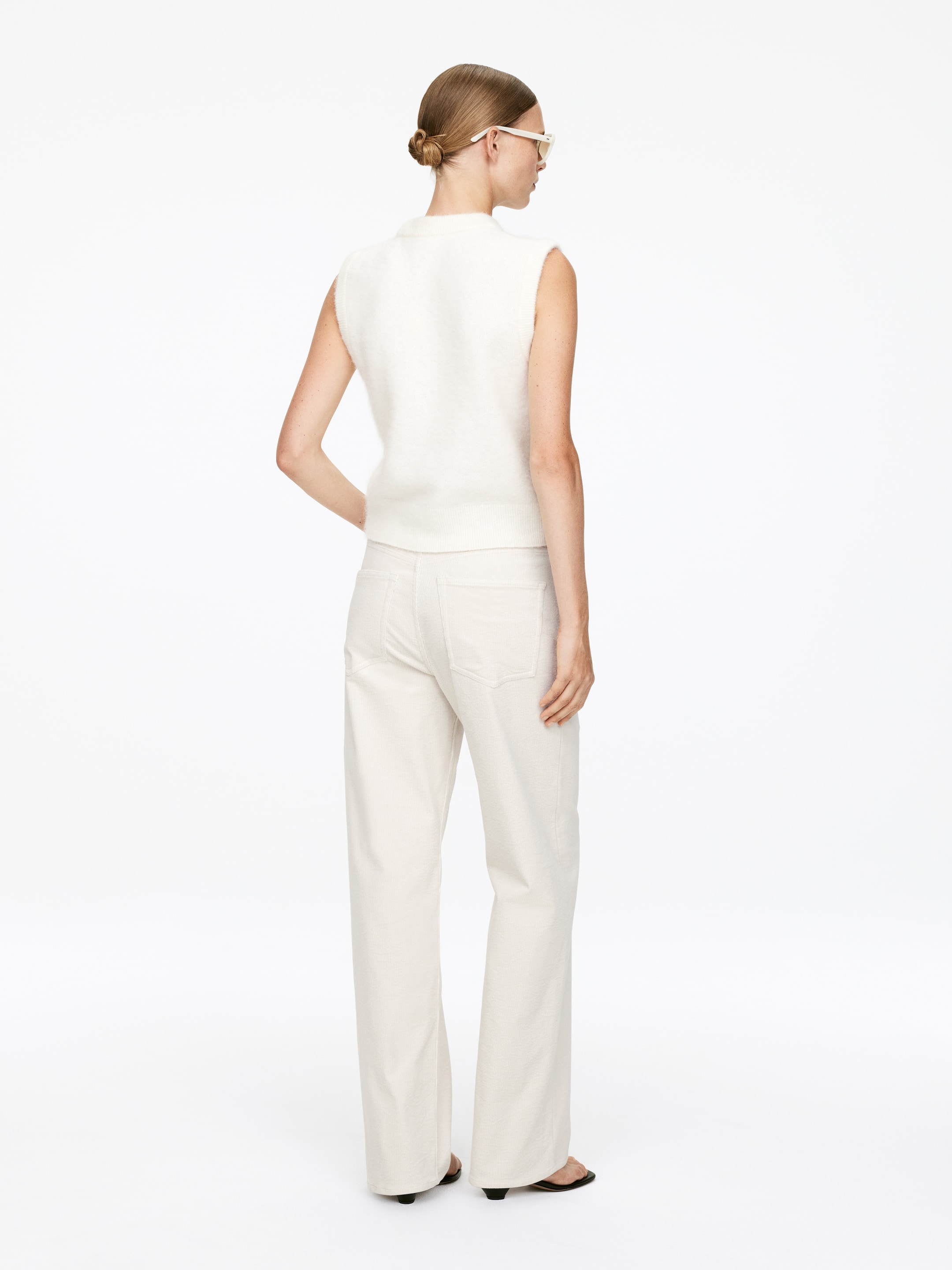 Visualizza immagine più grande: Jeans CORAL wide in velluto a coste - Bianco sporco - DONNA | H&M IT 4