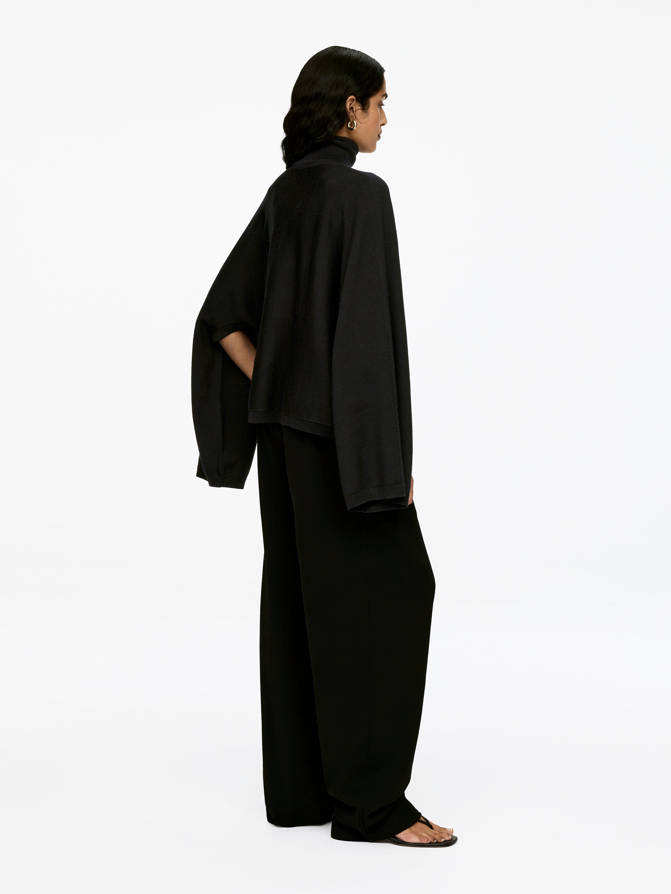 Roll-Neck Merino Jumper - Black - Loose fit - Women - StillMedia/Lookbook - 5