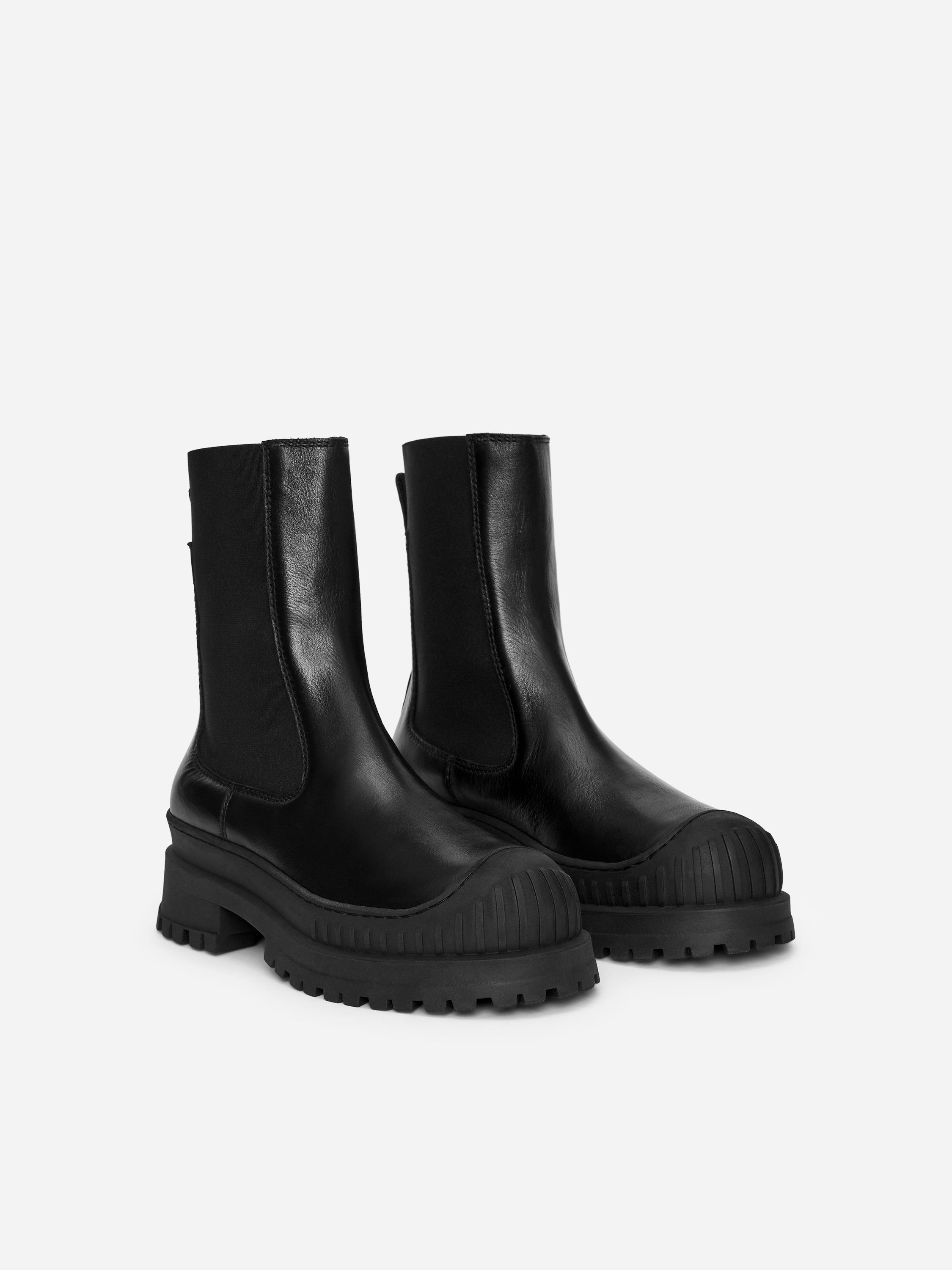 Chunky Leather Ankle Boots - Black - Women - StillMedia/DescriptiveStillLife - 4