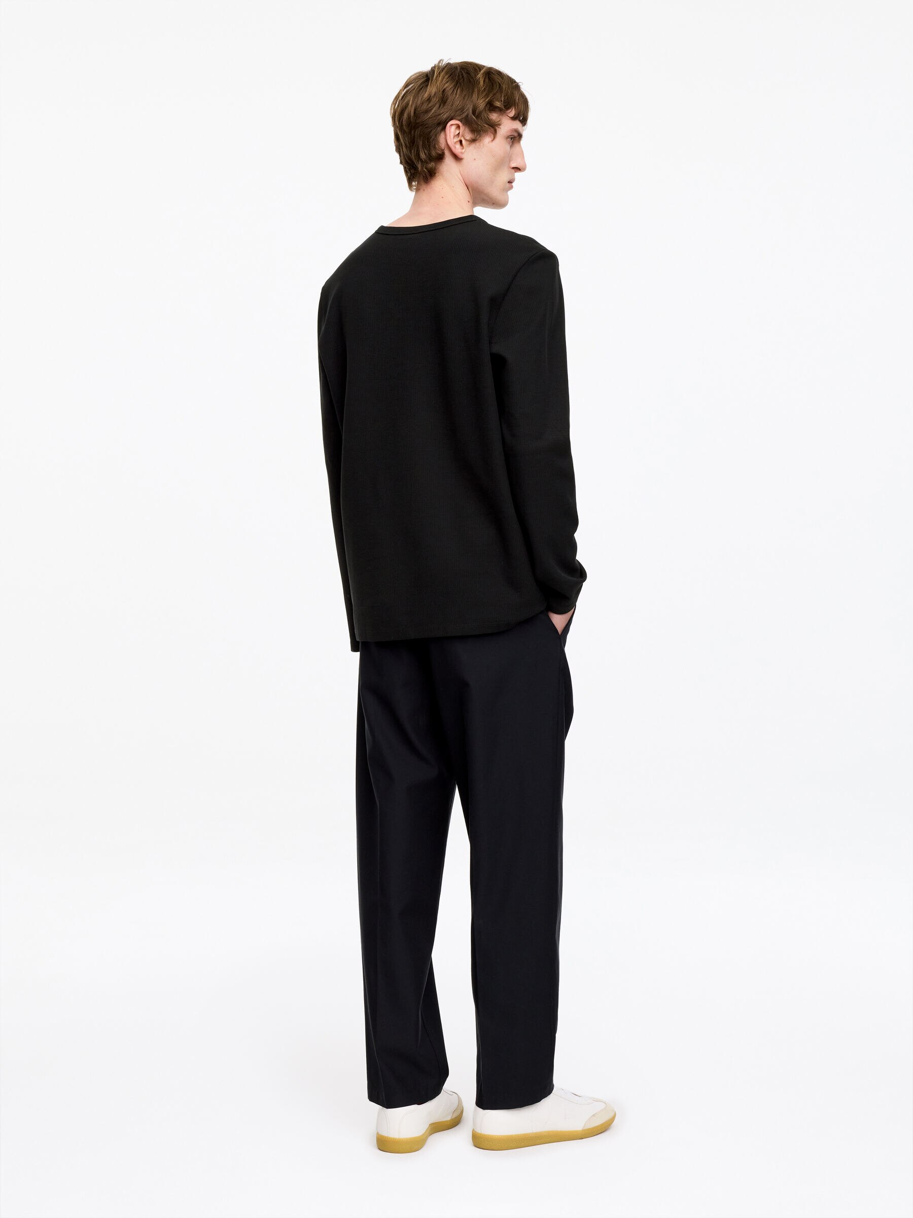 Fitted Henley Shirt - Black - Regular fit - Men - StillMedia/Lookbook - 3