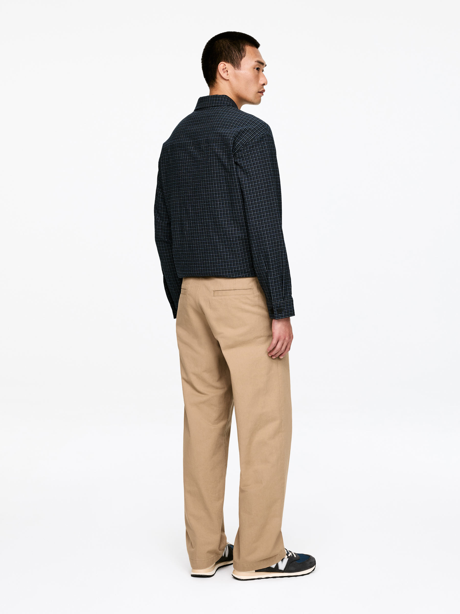 Loose Cotton Chinos - Beige - Relaxed fit - Men - StillMedia/Lookbook - 3