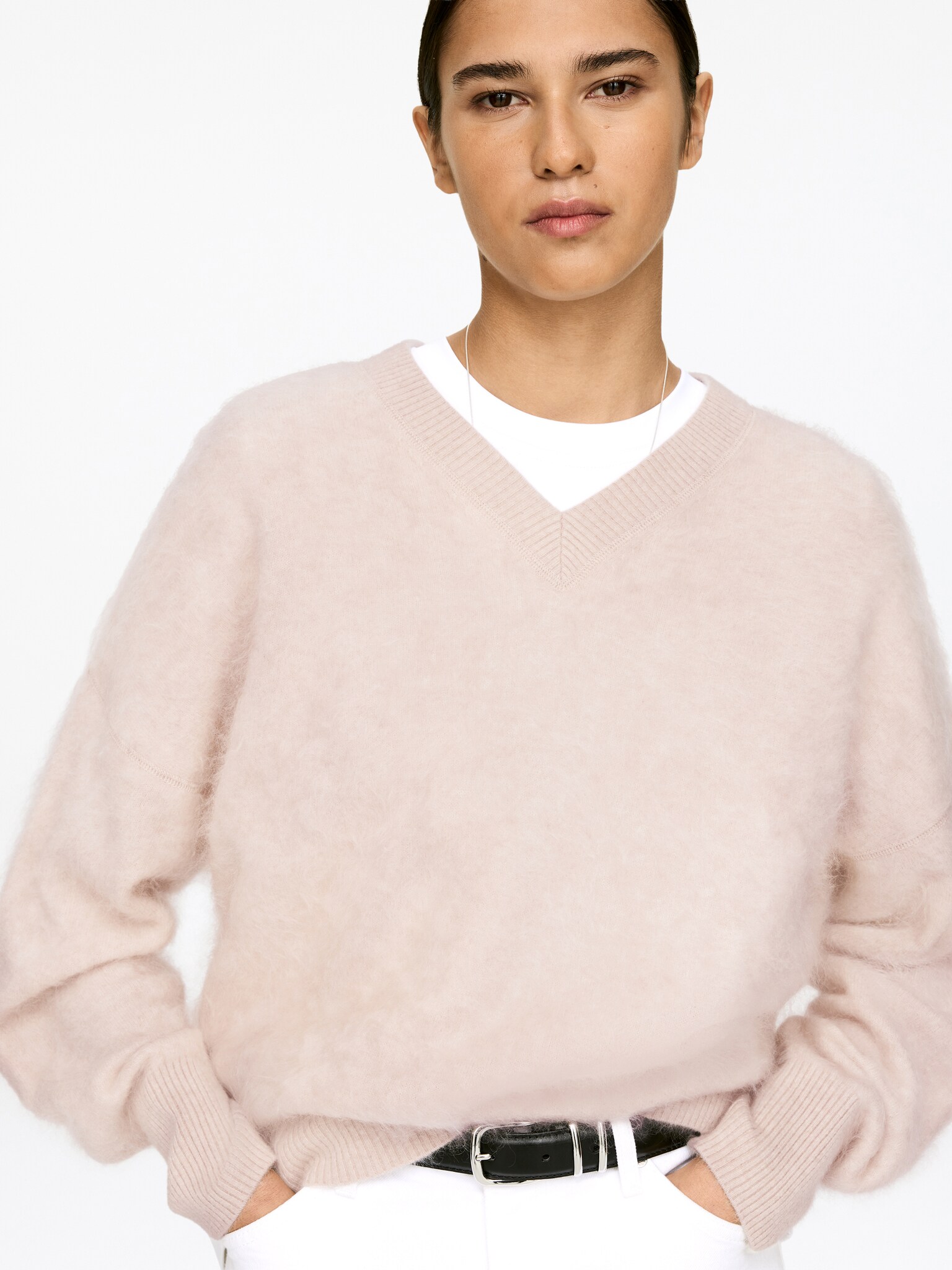 Kifésült tiszta kasmír pulóver - Bézs/Fekete - 8