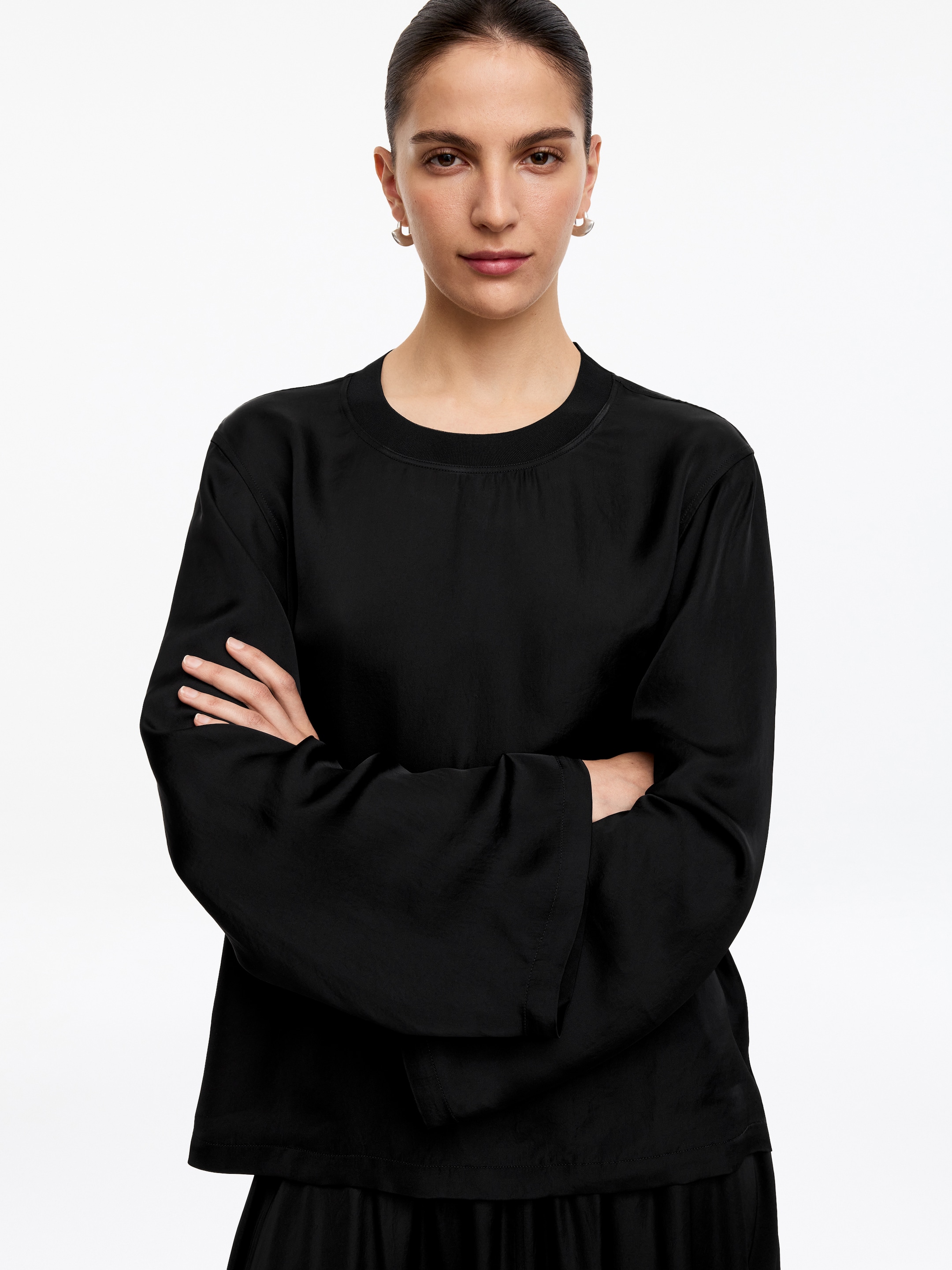 Top in raso a maniche lunghe - Nero - Loose fit - women - StillMedia/Lookbook - 3