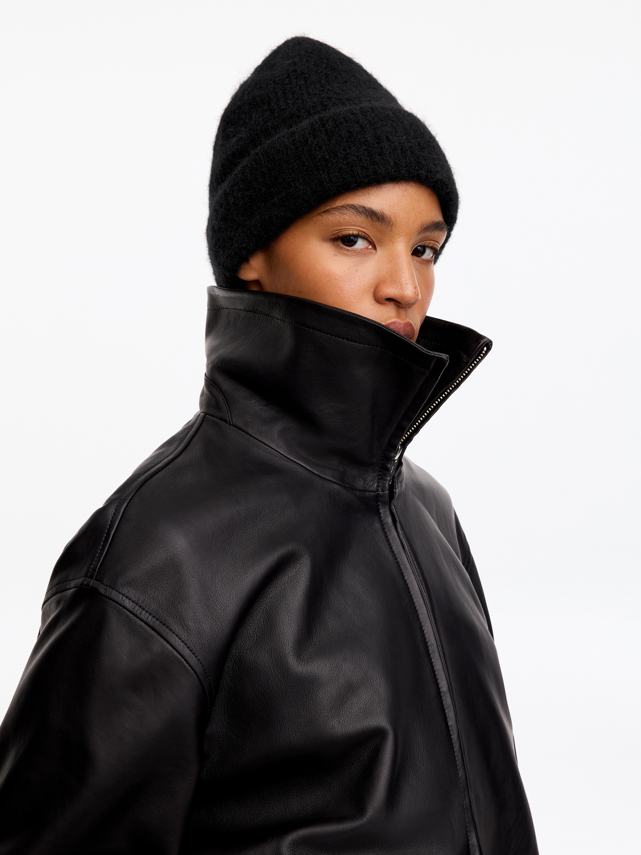 Beanie aus Alpakawollmischung-Black-20562