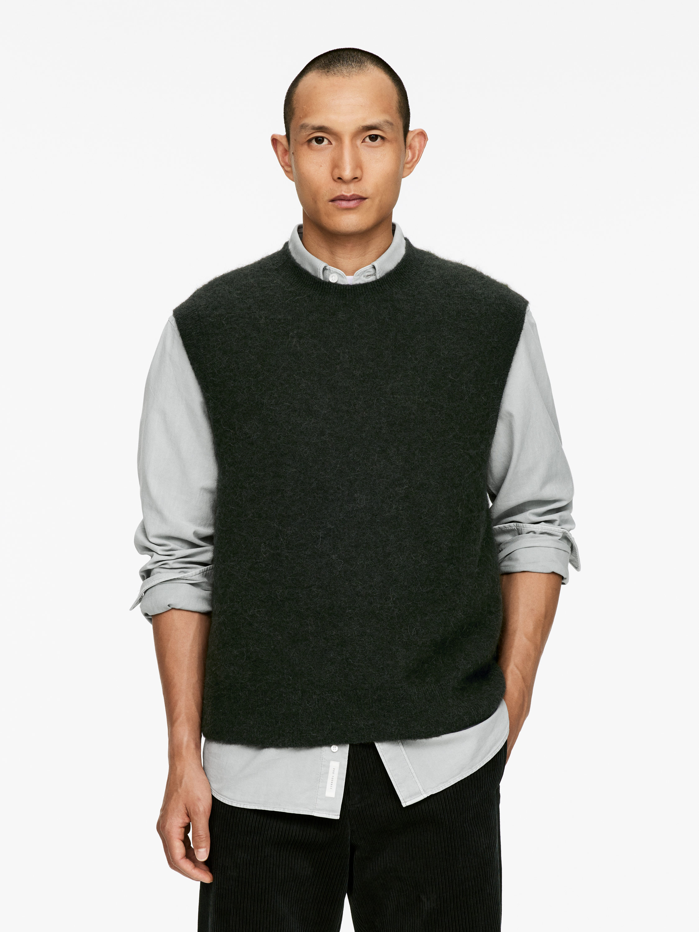 Alpaca-Wool Blend Vest - Dark Green - Regular fit - Men - StillMedia/Lookbook - 4