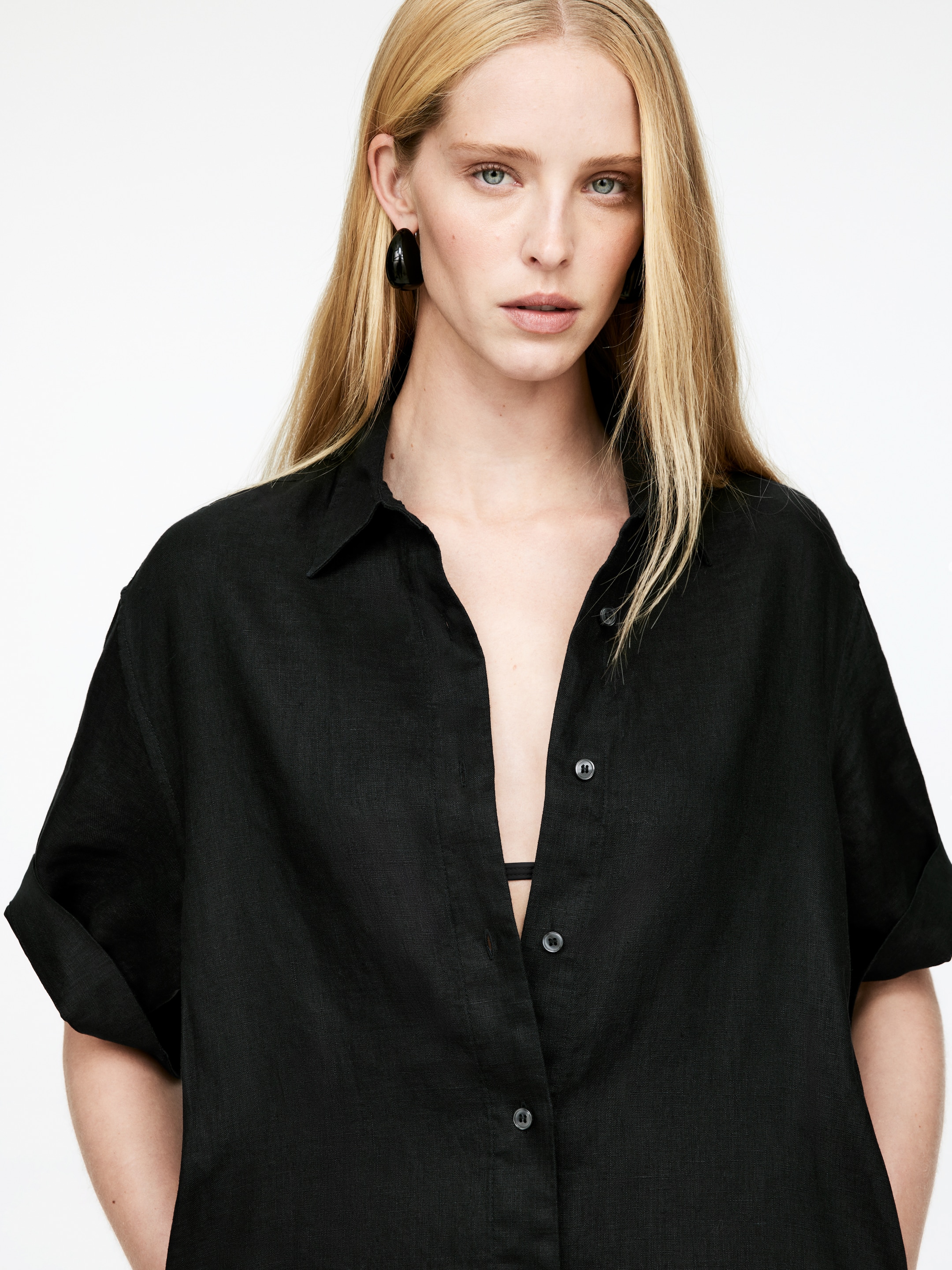 Ver imagem maior: Vestido camiseiro em linho - Preto - SENHORA | H&M PT 4