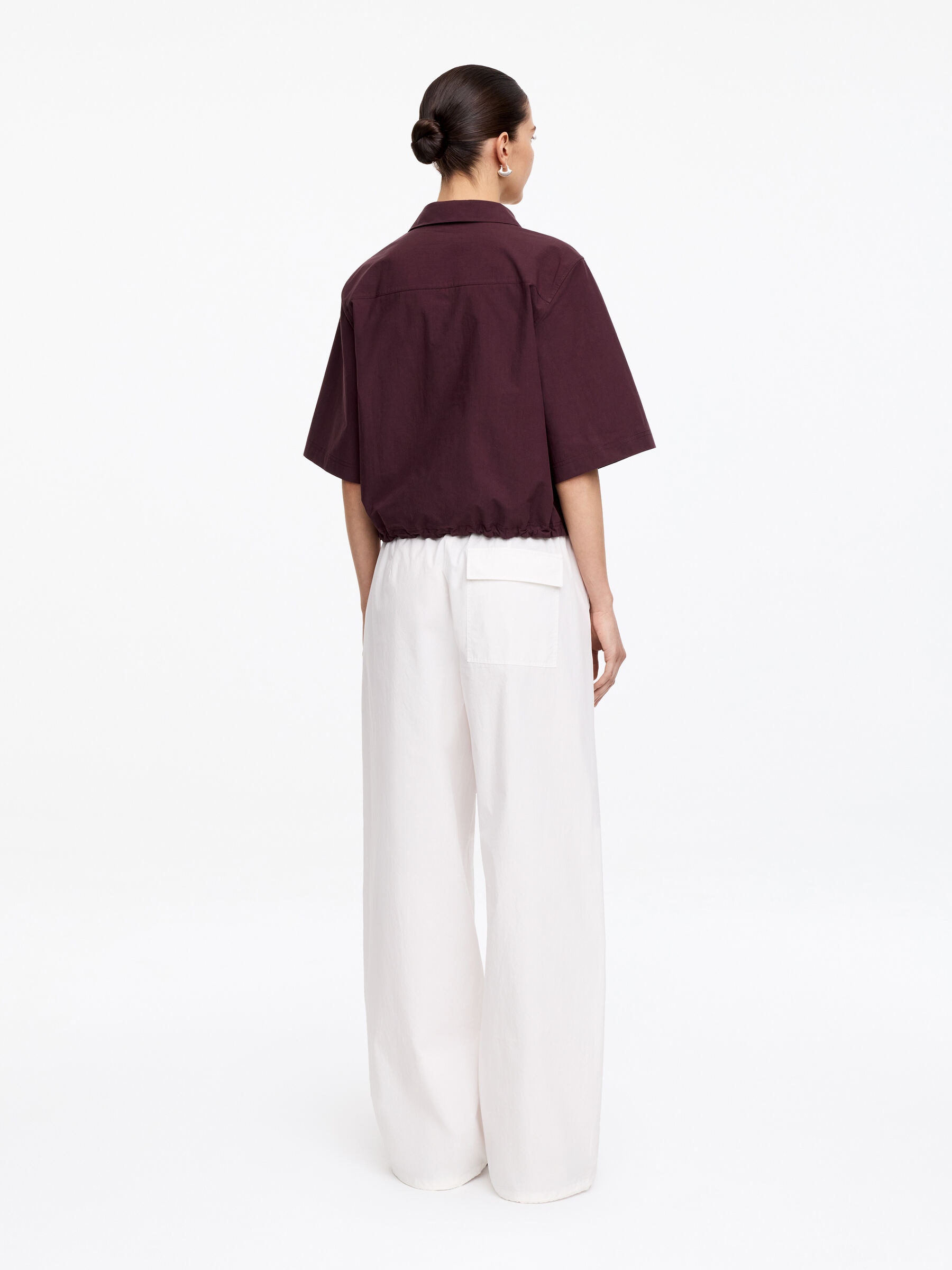 Bawełniana koszula z krótkim rękawem - Śliwkowy - Fason normalny - Women - StillMedia/Lookbook - 5