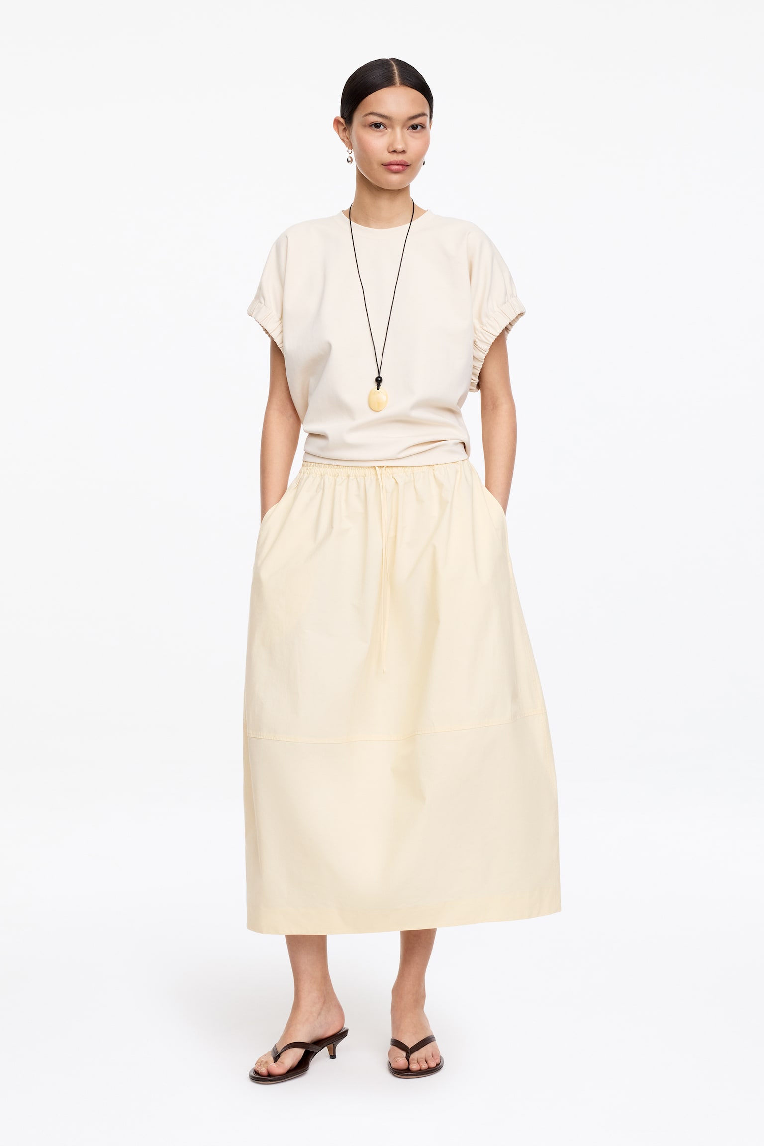 Midi-nederdel i bomuld - Lys beige/Mørkebrun - 1