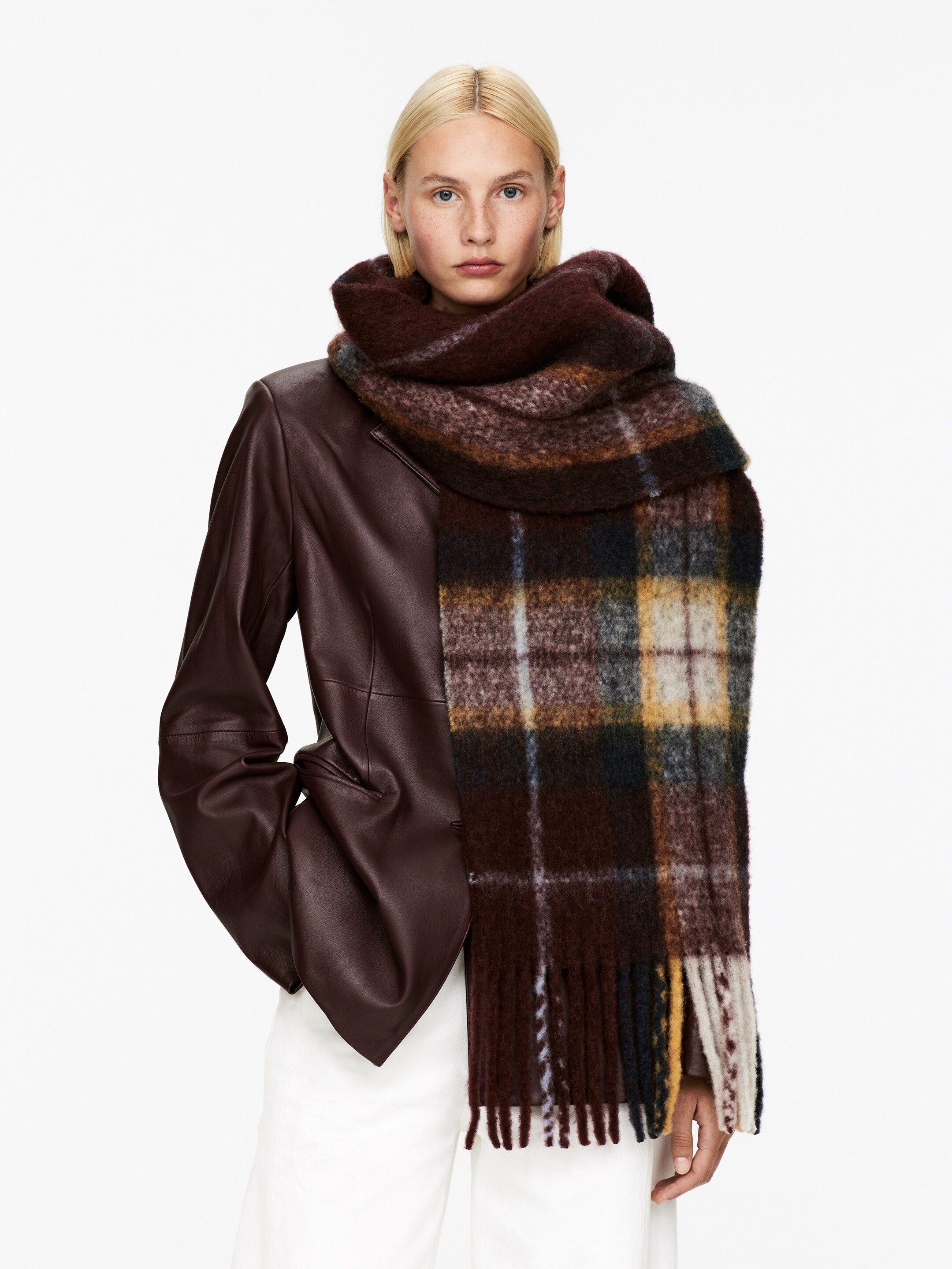 Agrandir l'image: Écharpe en mélange de laine - Bordeaux/Carreaux - FEMME | H&M FR 1