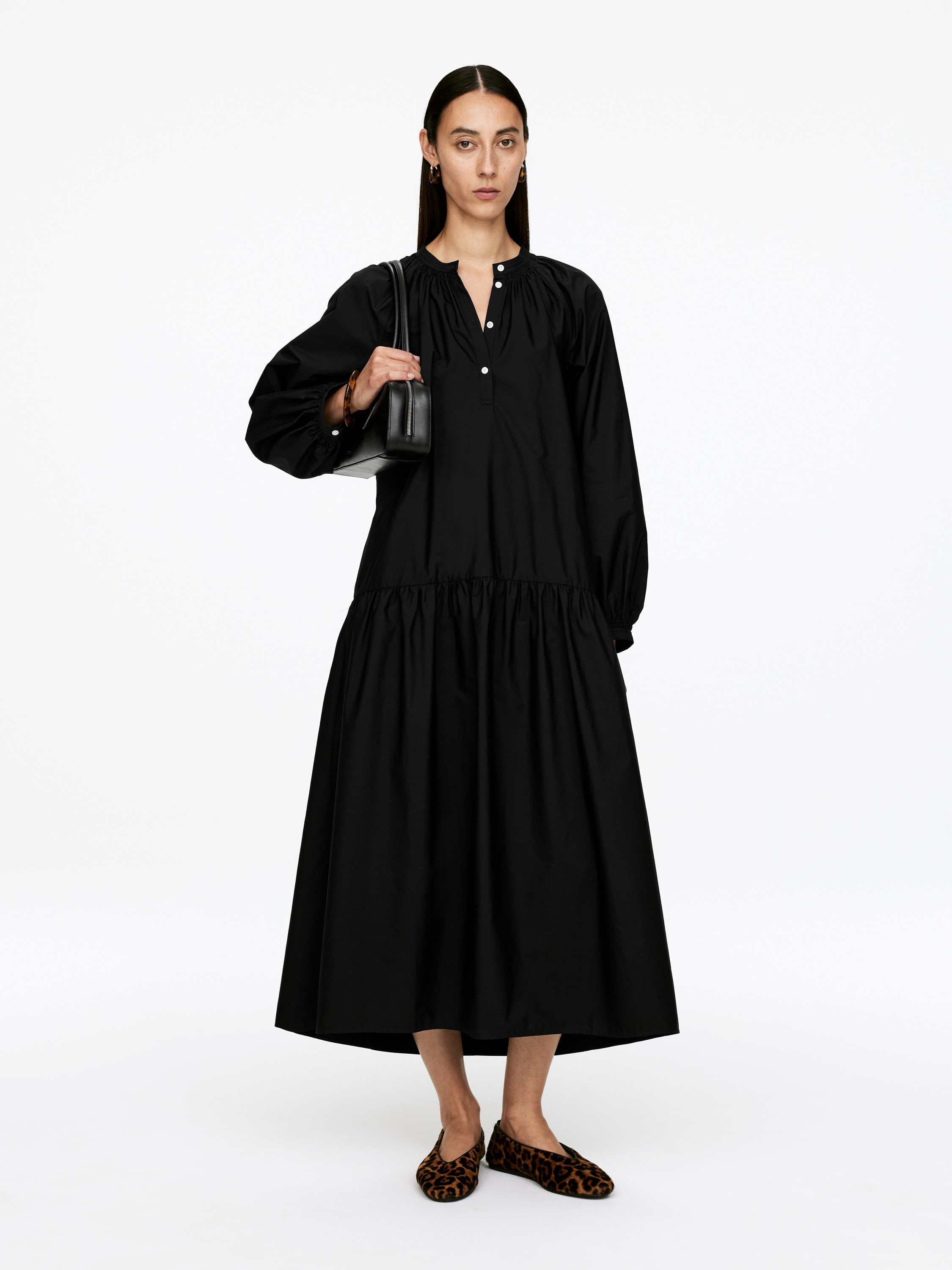 Памучна рокля миди дължина. - Черен