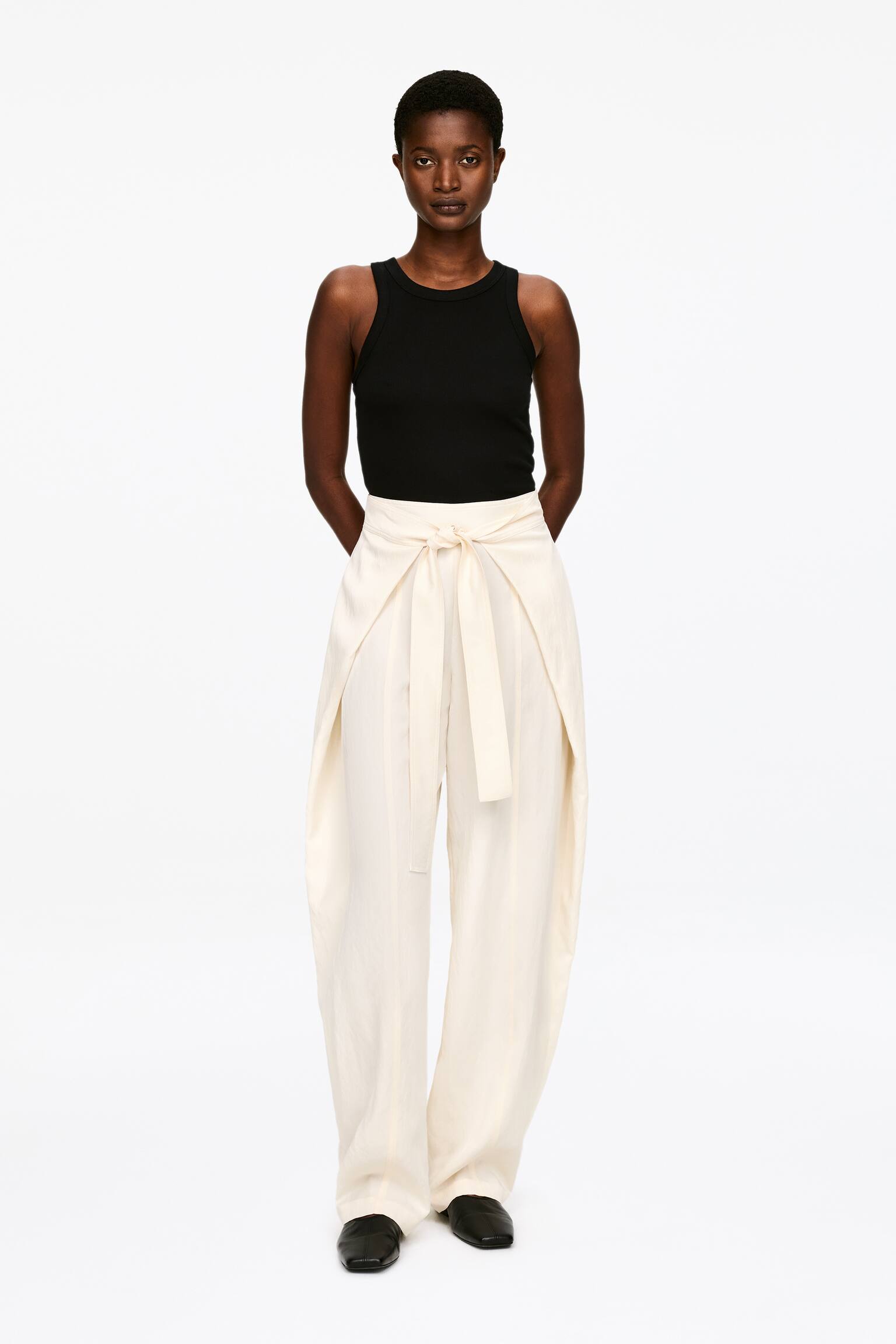 Elegante broek met omslag aan de voorkant - Gebroken wit/Zwart - 8