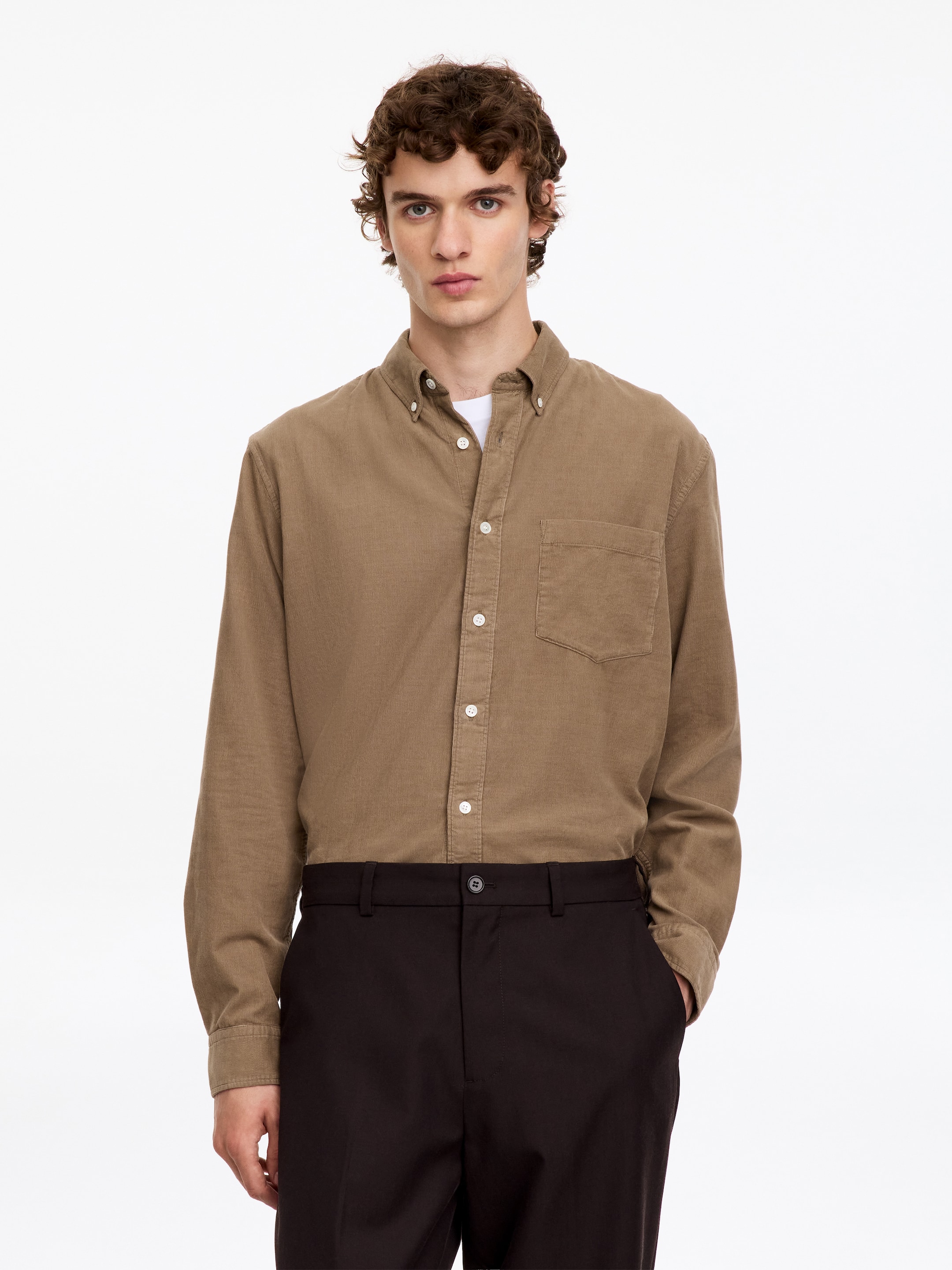 Hemd aus Baumwoll-Feincord - Taupe - Regular Fit - men - StillMedia/Lookbook - 5
