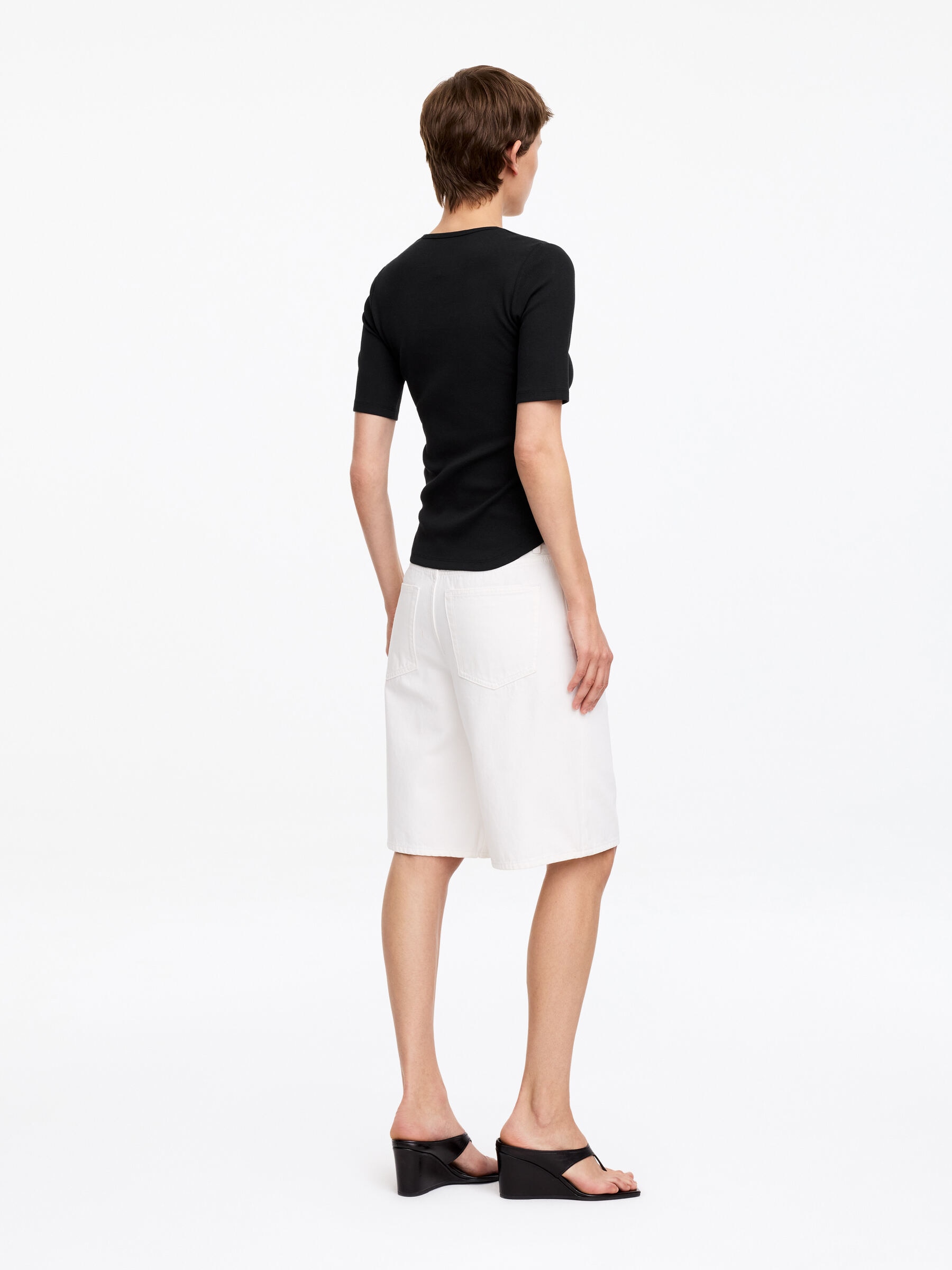 Ribbed T-Shirt - Black - Slim fit - Women - StillMedia/Lookbook - 7