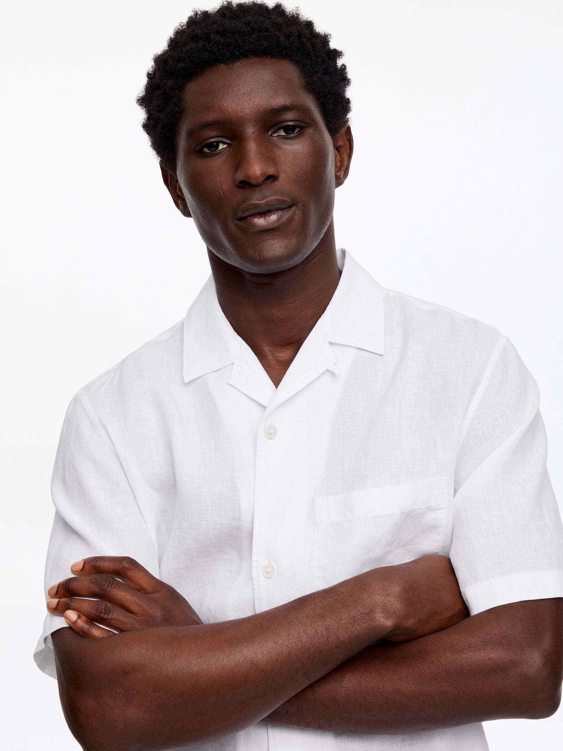 Relaxed Linen Resort Shirt - White - Relaxed fit - Men - StillMedia/Lookbook - 2