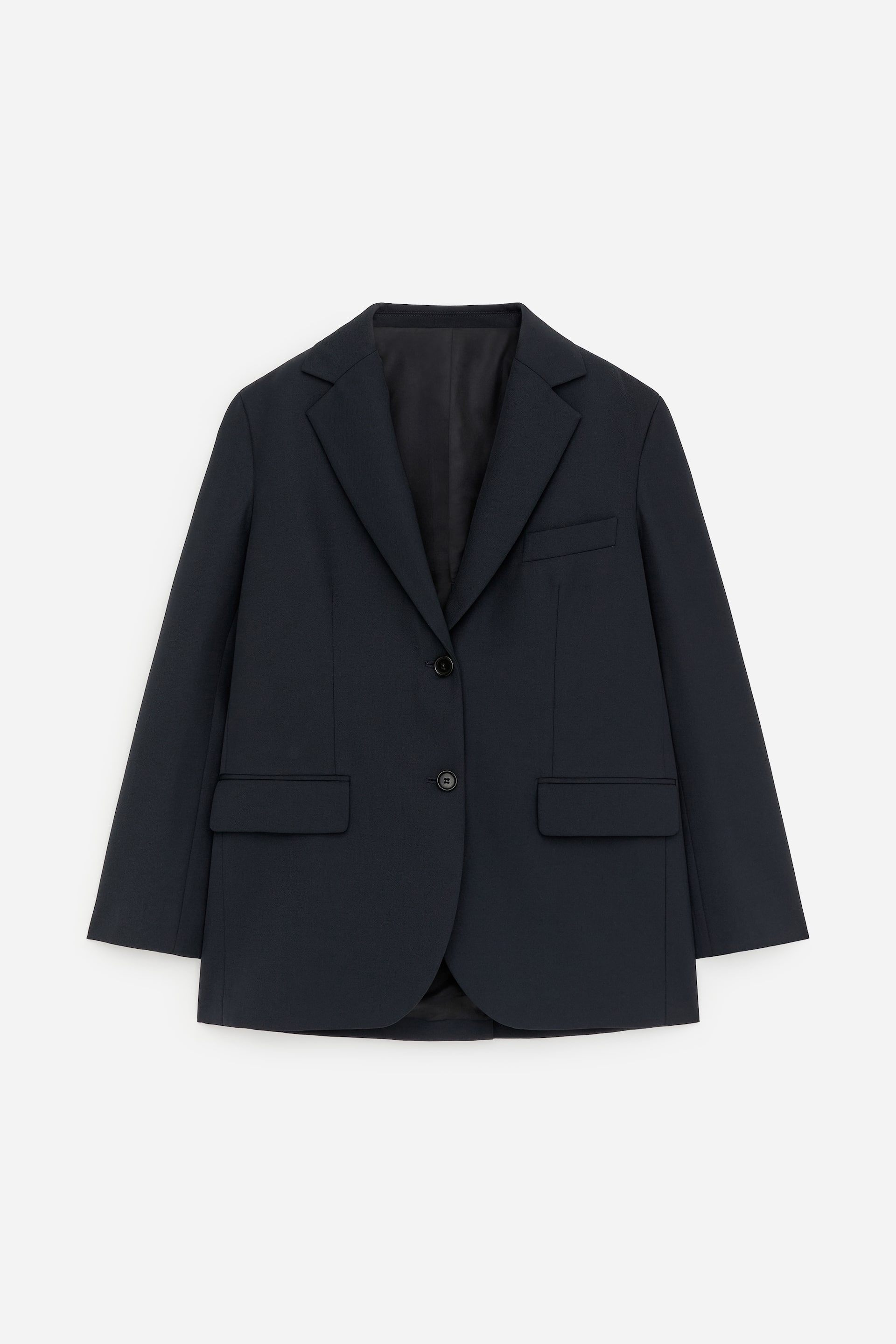 Grotere afbeelding bekijken: Een donkerblauw blazer van wolmix wordt van de VOORKANT gepresenteerd, met inkeping revers, een tweeknoopssluiting aan de voorkant, een linker borstzak met bies en twee lagere klepzakken. Een donkere voering is zichtbaar aan de binnenkant van de open voorkant.