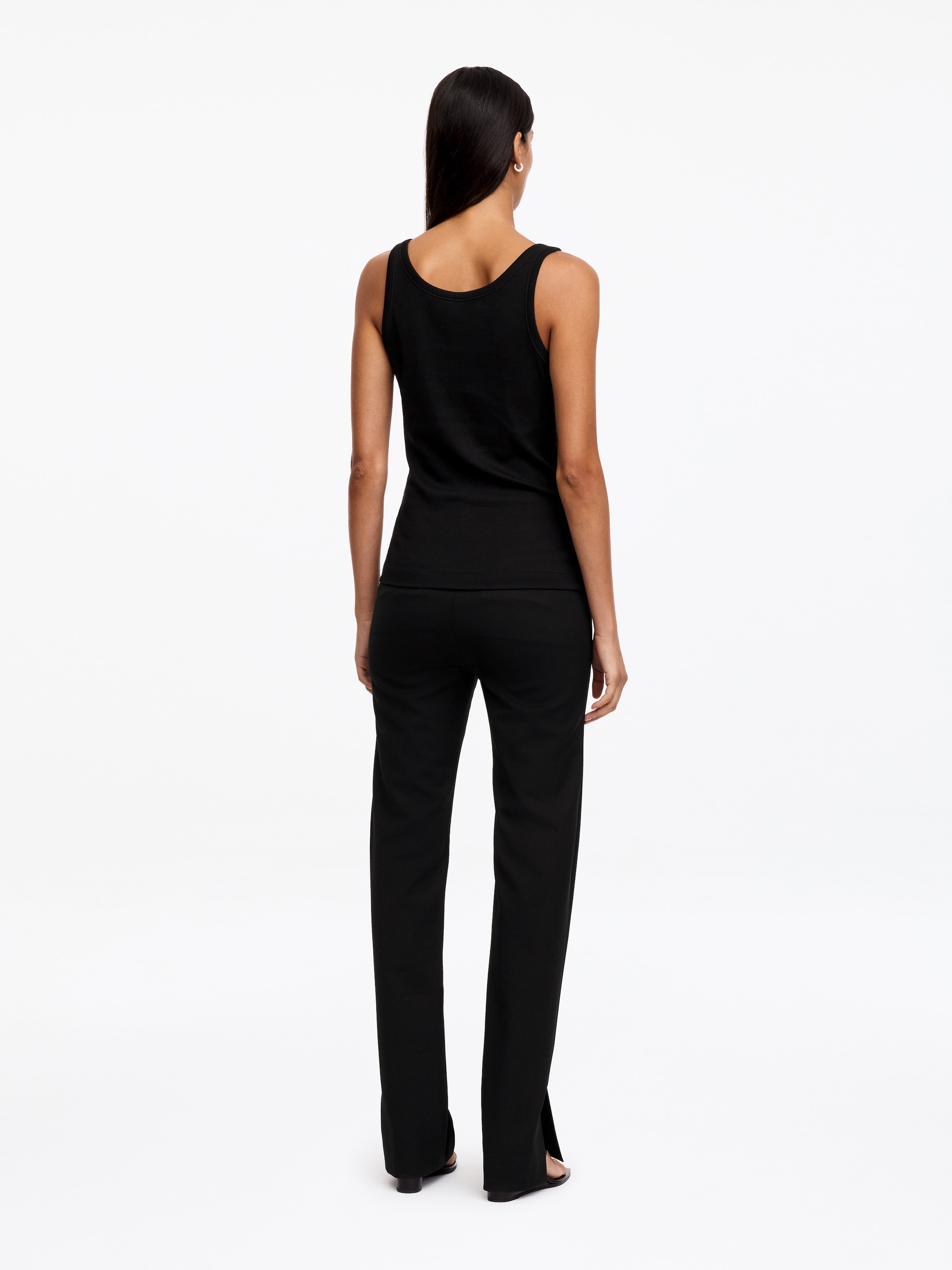Geripptes Tanktop - Schwarz - Slim Fit - Damen - StillMedia/Lookbook - 2