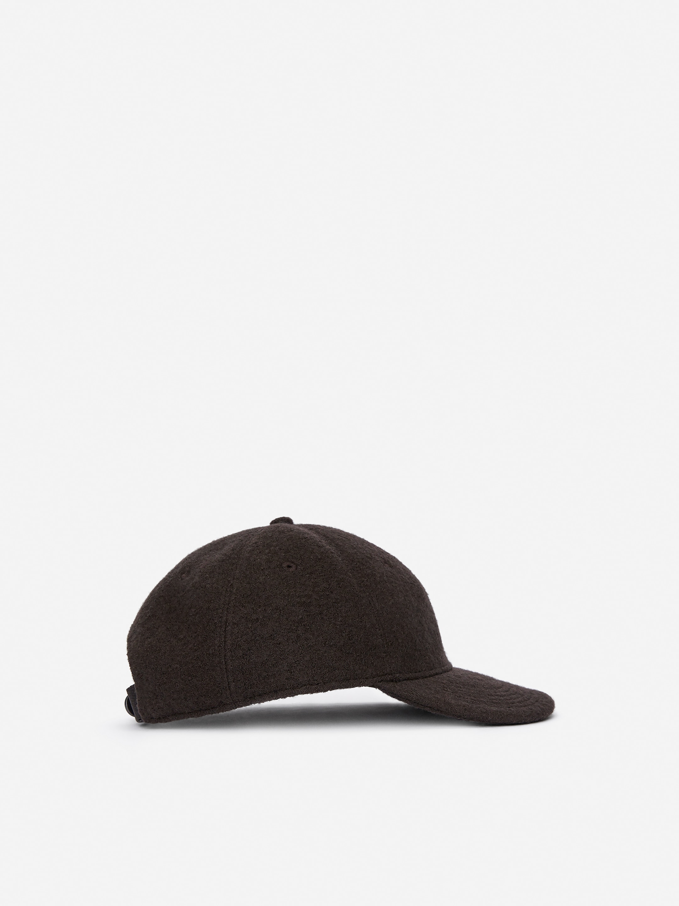 Wool Cap - Brown - Men - StillMedia/DescriptiveStillLife - 1