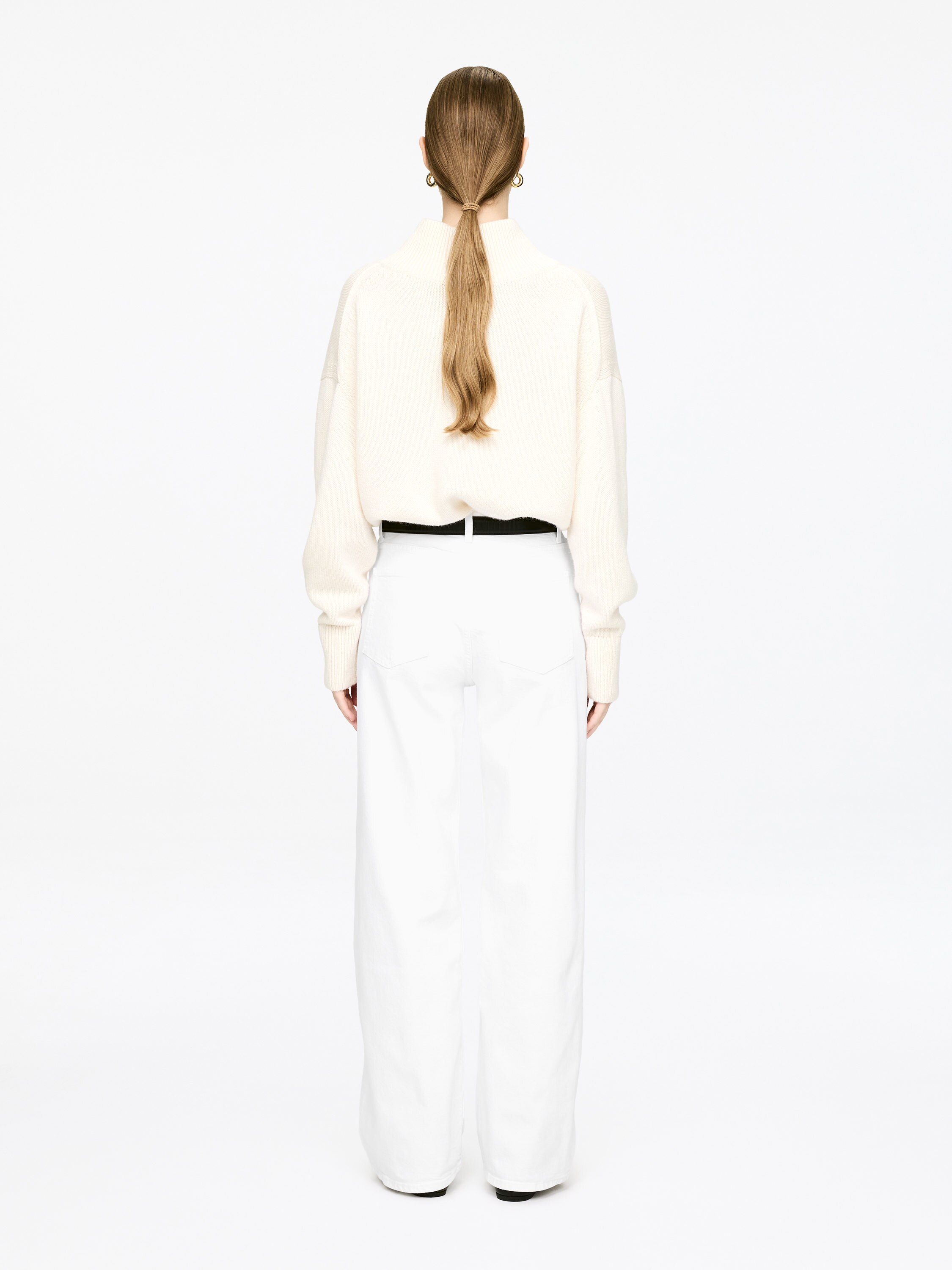 LUPINE Flared Jeans - White - Slim fit - Women - StillMedia/Lookbook - 7