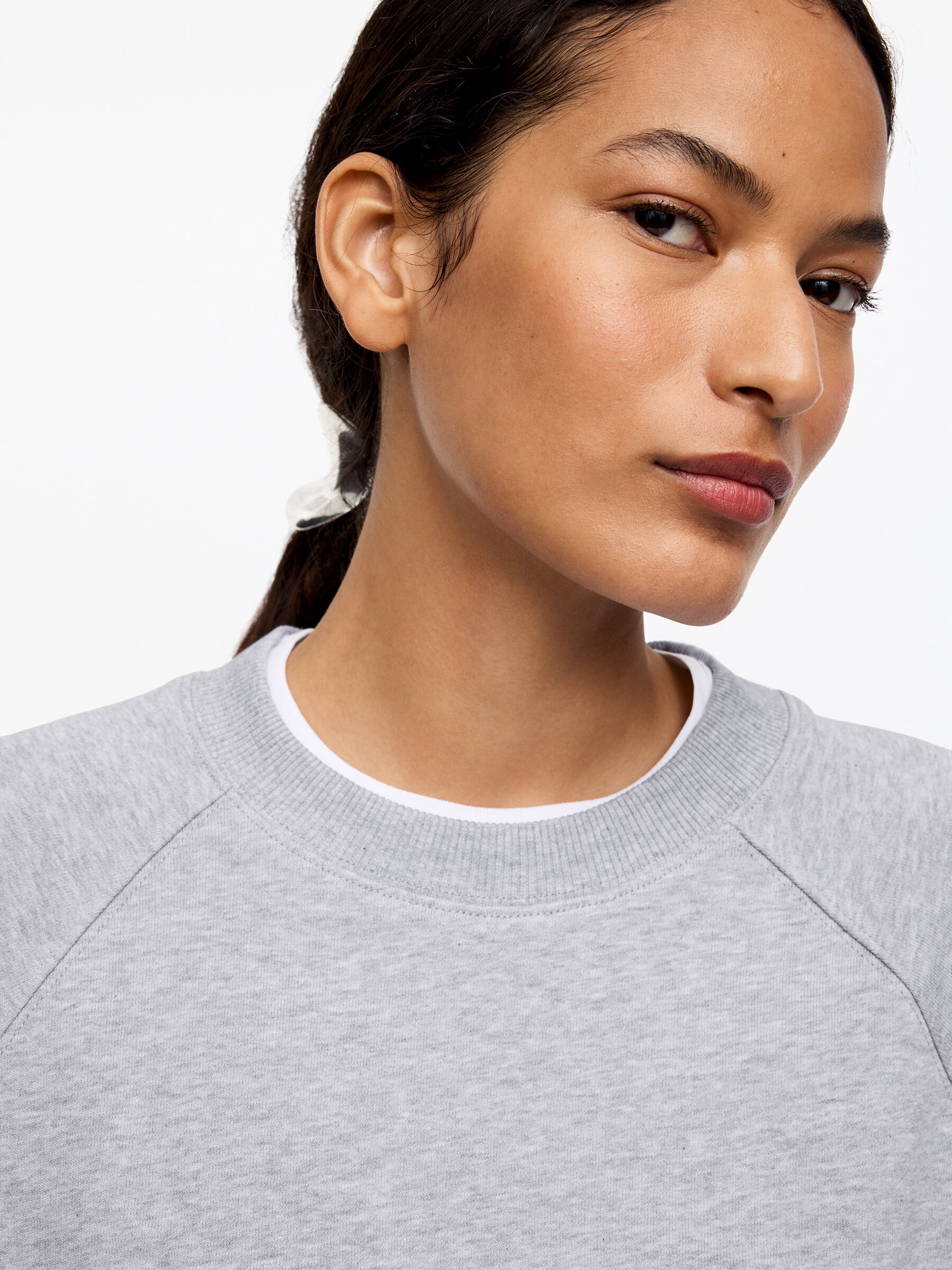 French Terry Sweatshirt - Grey Melange - Regular fit - Women - StillMedia/Lookbook - 12