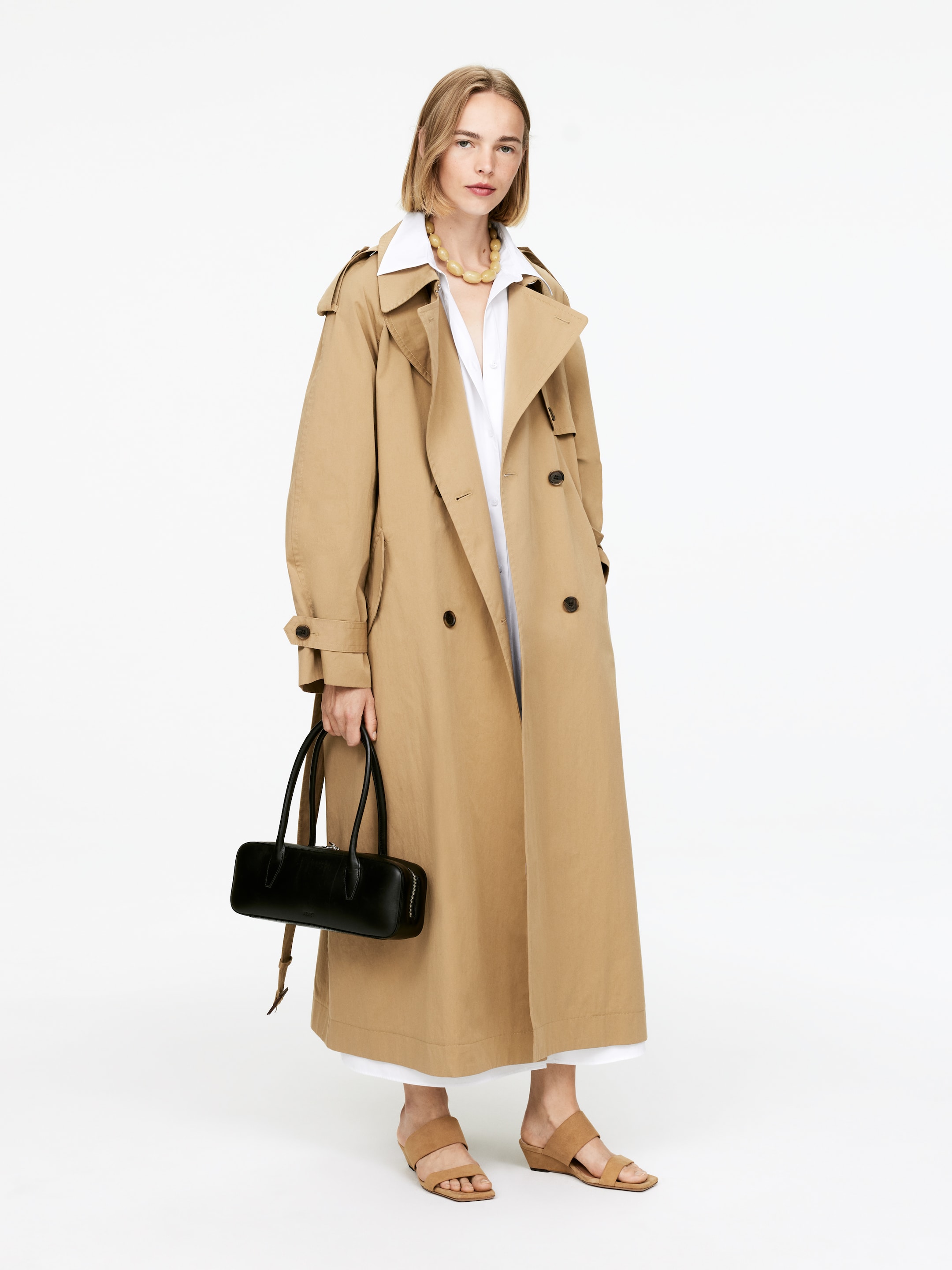Zobrazit větší obrázek: Semišové sandály na klínku - Béžová - ŽENY | H&M CZ 1