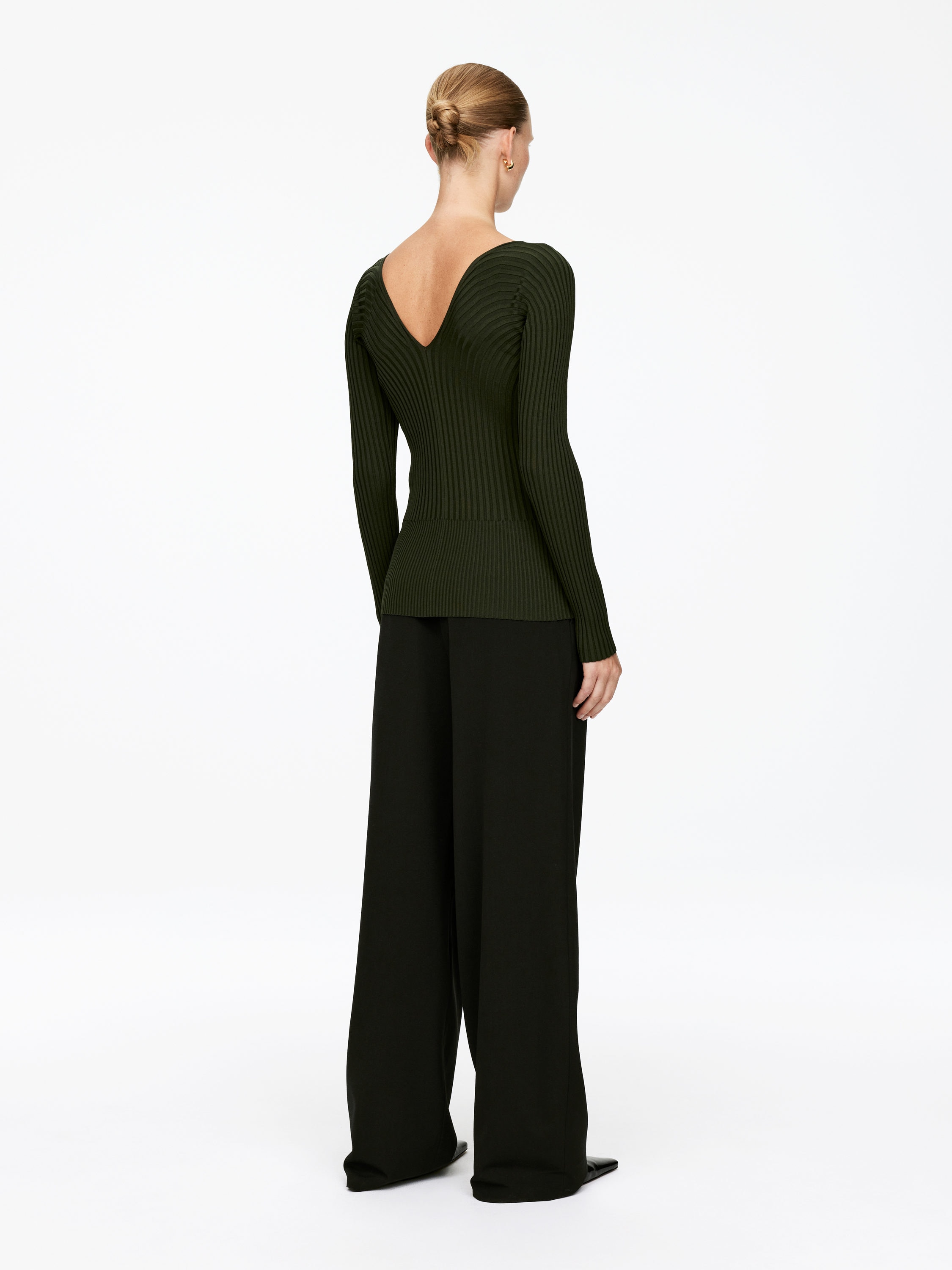 V-Neck Rib Top - Dark Green - Slim fit - Women - StillMedia/Lookbook - 6