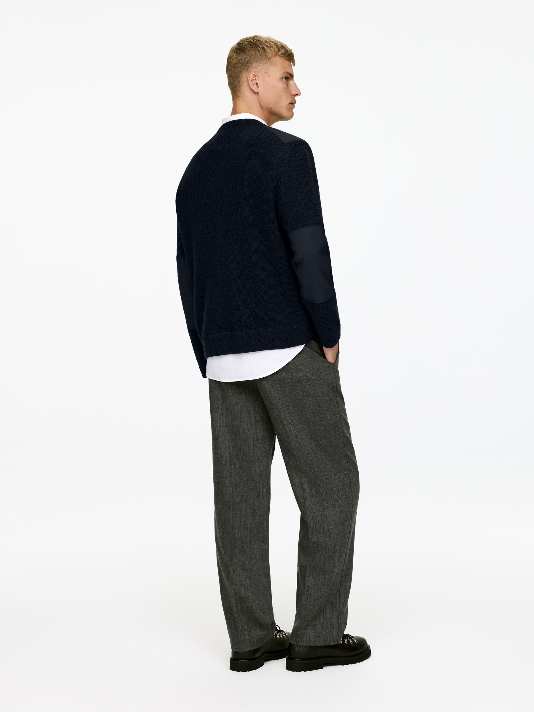 Patch-Detail Wool Jumper - Dark Blue - Regular fit - Men - StillMedia/Lookbook - 5