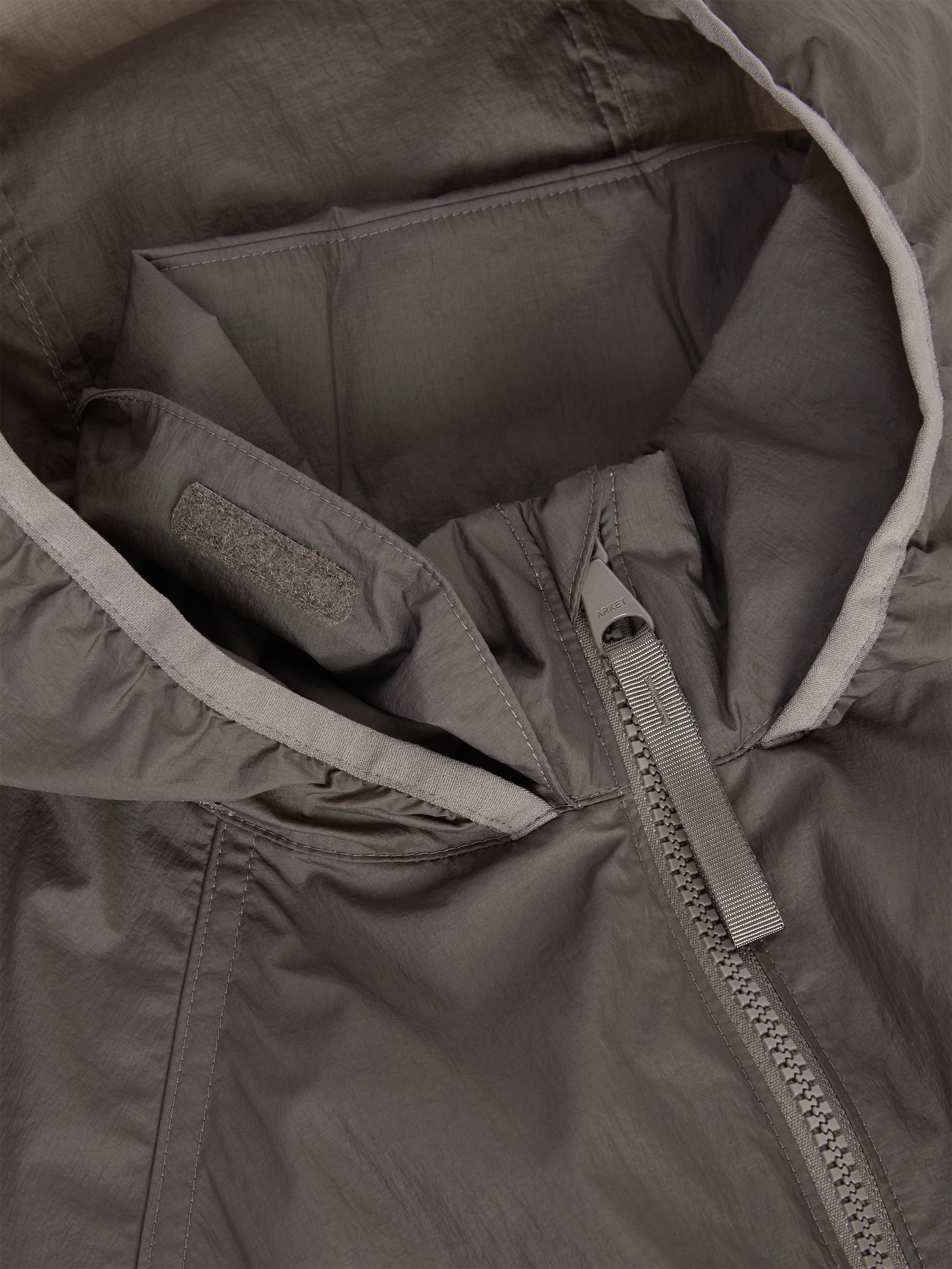 ARKET ACTIVE Windbreaker - Grey - Regular fit - Men - StillMedia/DescriptiveDetail - 7