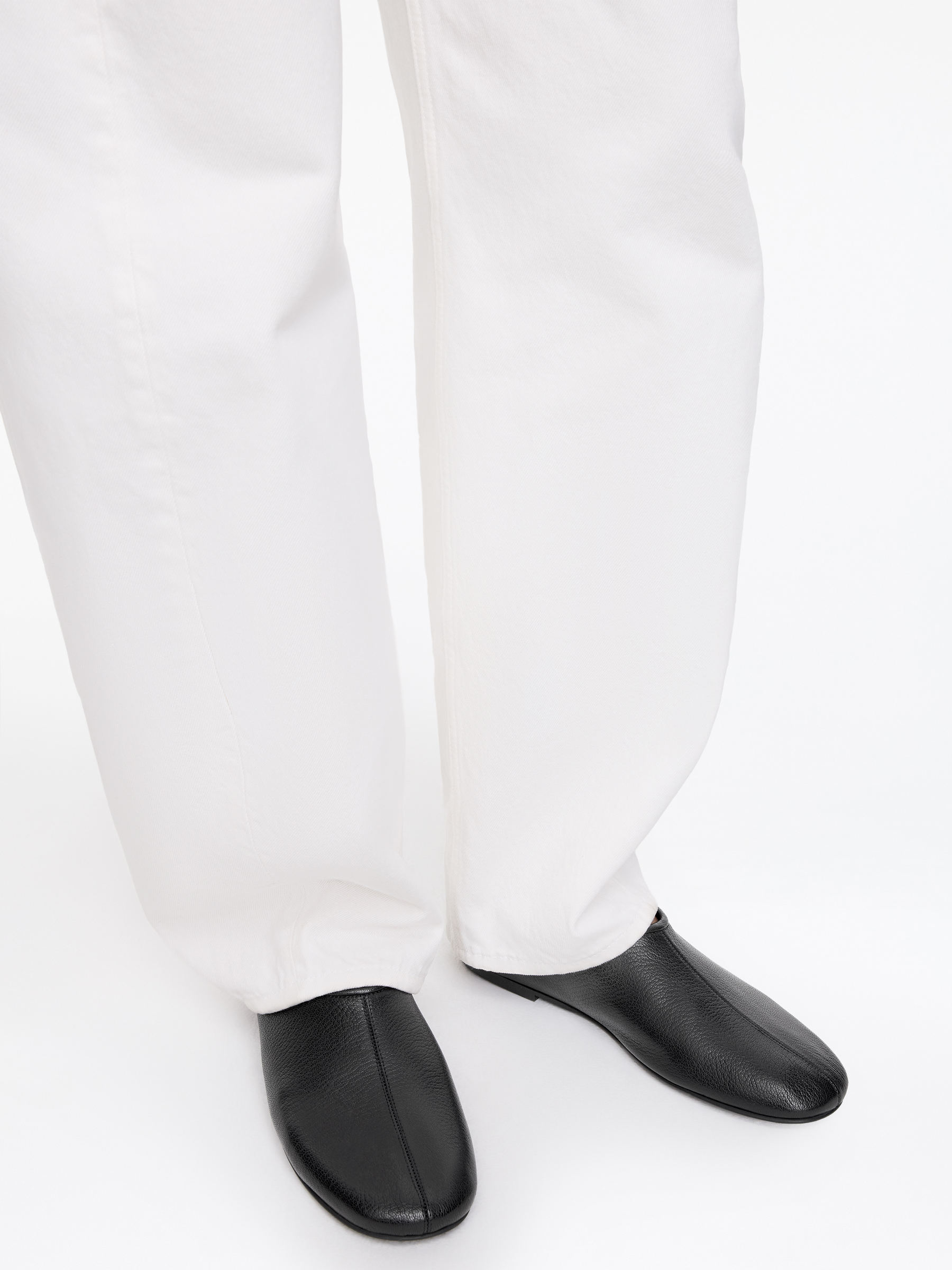 Skórzane baleriny na płaskiej podeszwie - Czarny - Women - StillMedia/Lookbook - 7