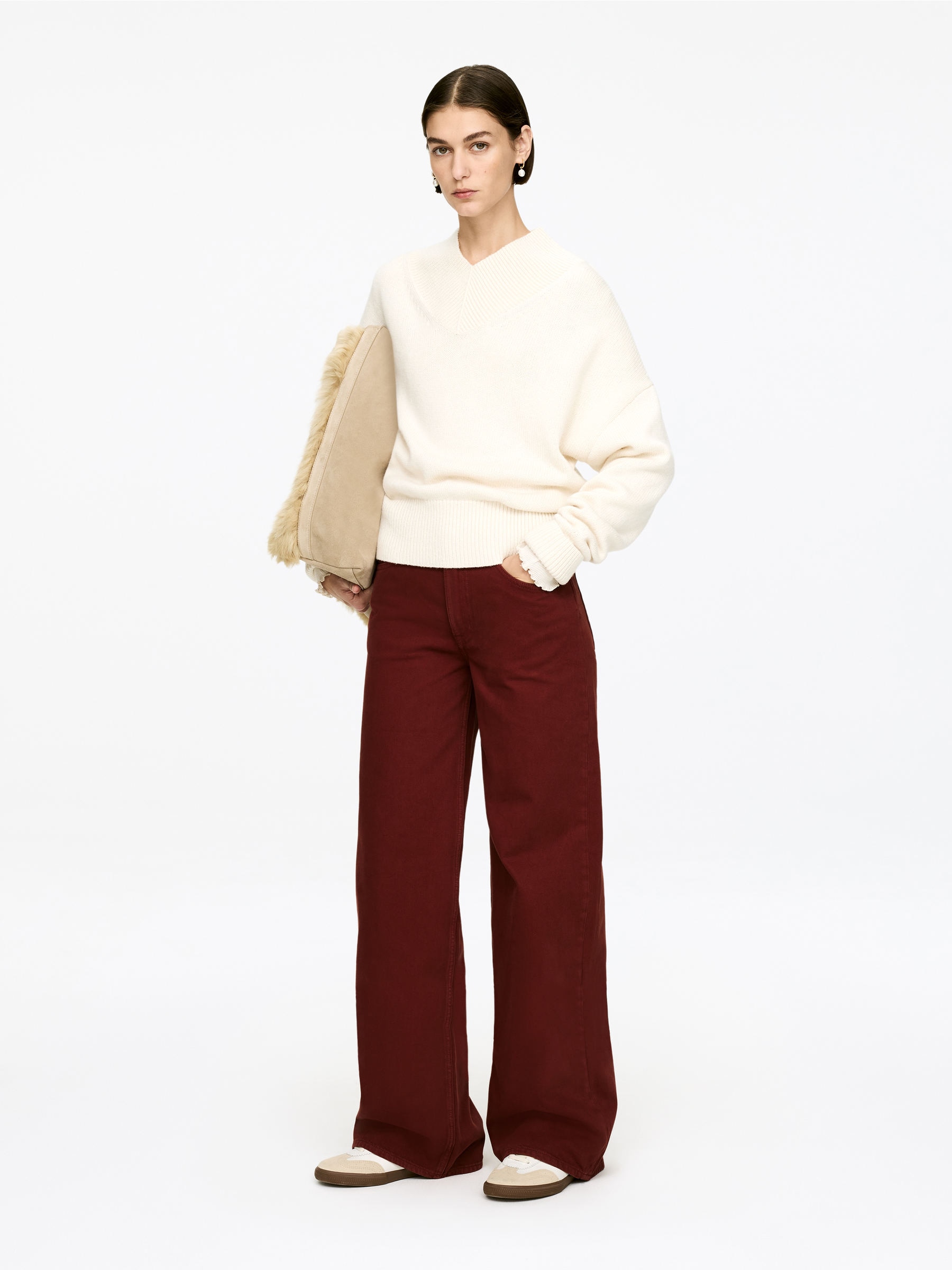 Jean large ample CLOUD - Rouge foncé - Relaxed fit - Femme - StillMedia/Lookbook - 3