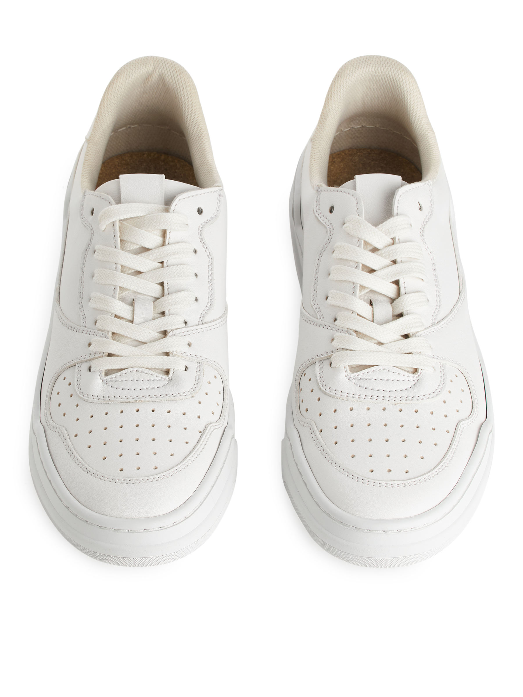 Leather Trainers - White - Men - StillMedia/DescriptiveStillLife - 5