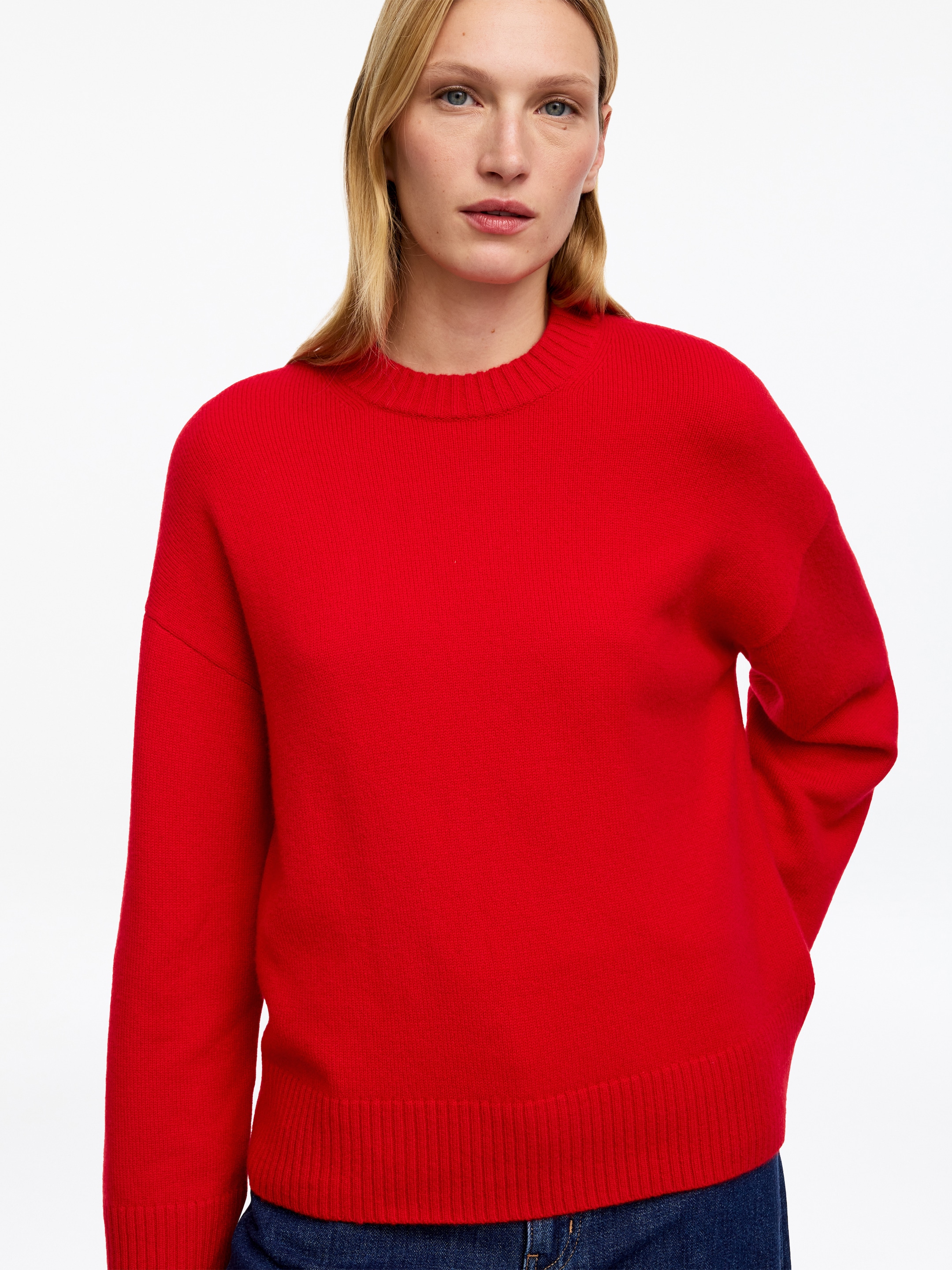 Maglione oversize in puro cashmere​ - Rosso - Relaxed fit - women - StillMedia/Lookbook - 5