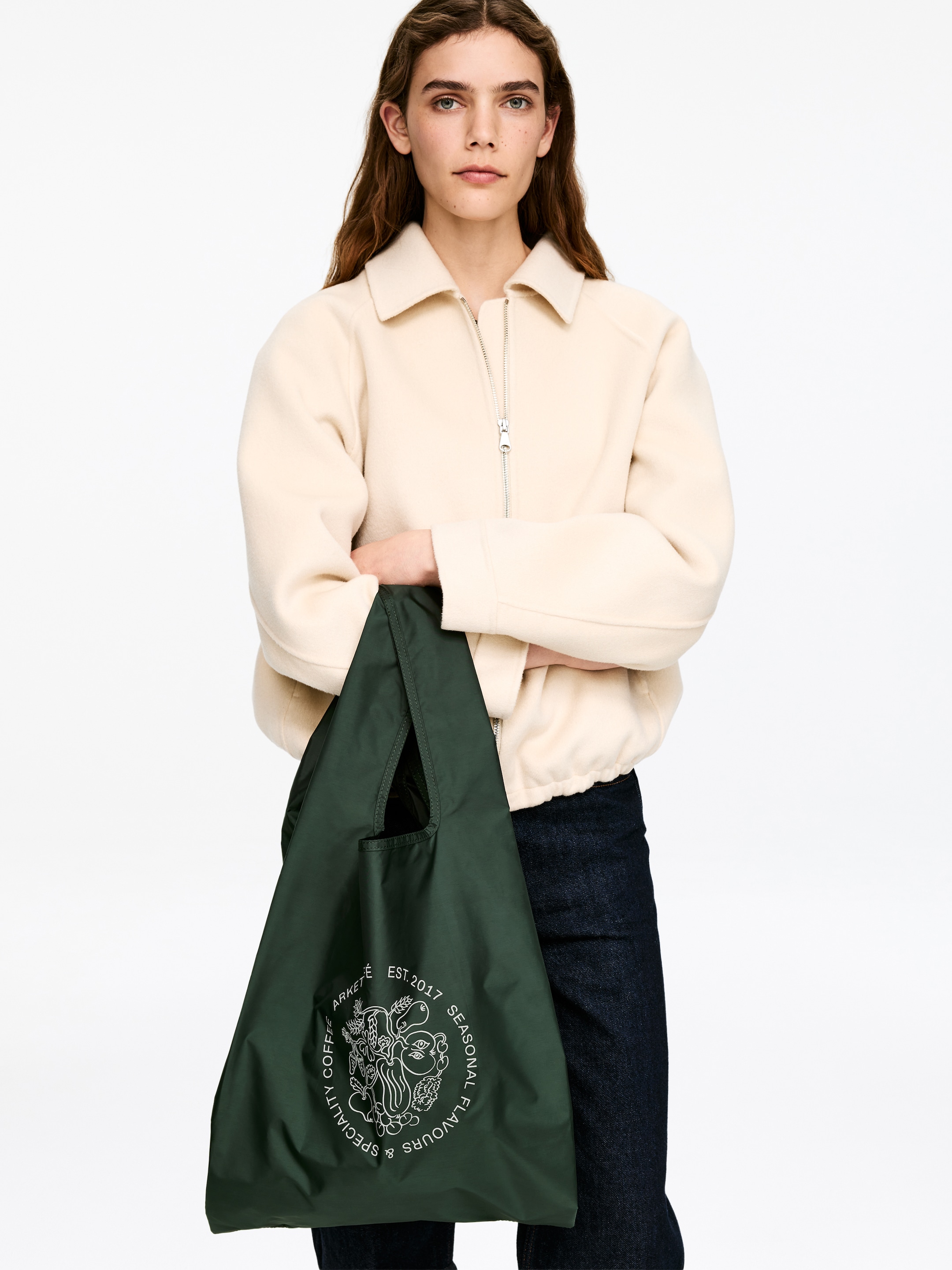 Größeres Bild anzeigen: ARKET CAFÉ Faltbare Tragetasche - Dunkelgrün - Men | H&M AT 1