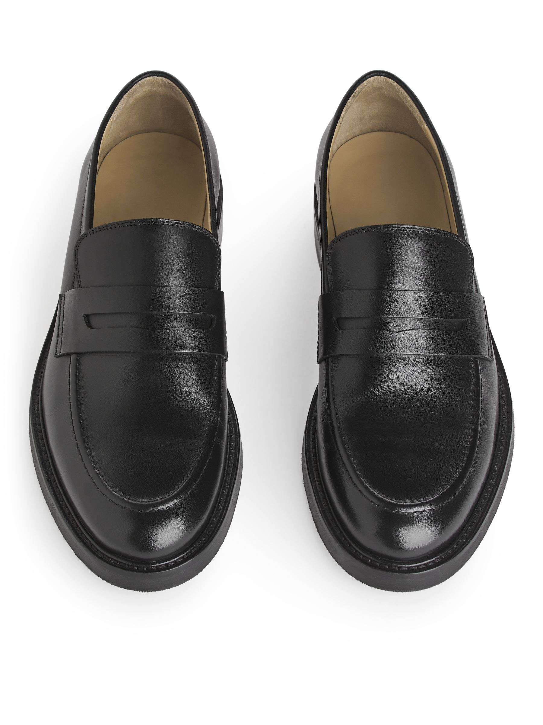 Penny Loafers - Black - Men - StillMedia/DescriptiveStillLife - 3