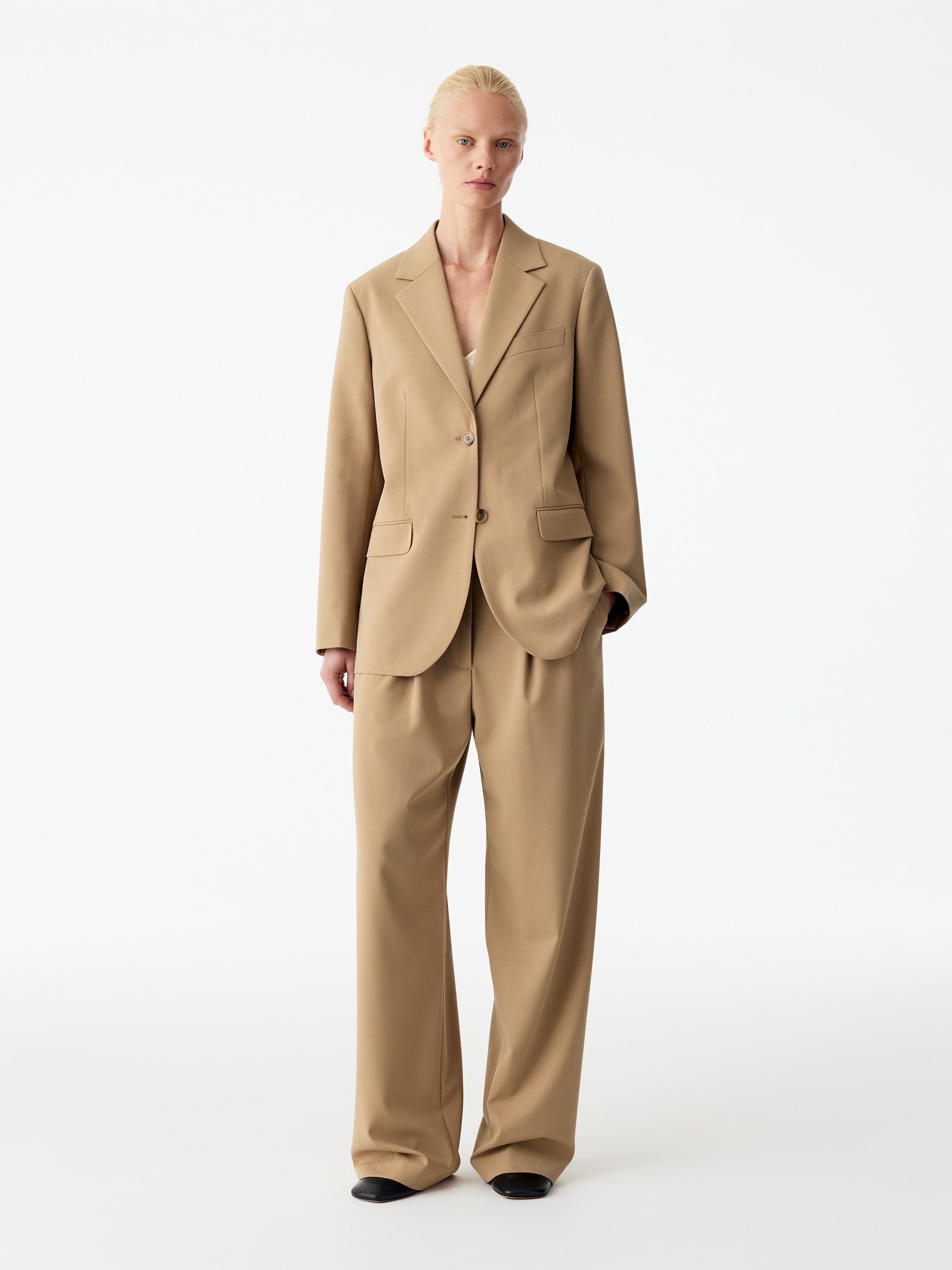 Elegante Hose aus Wollmischung - Beige - Relaxed Fit - women - StillMedia/Lookbook - 8
