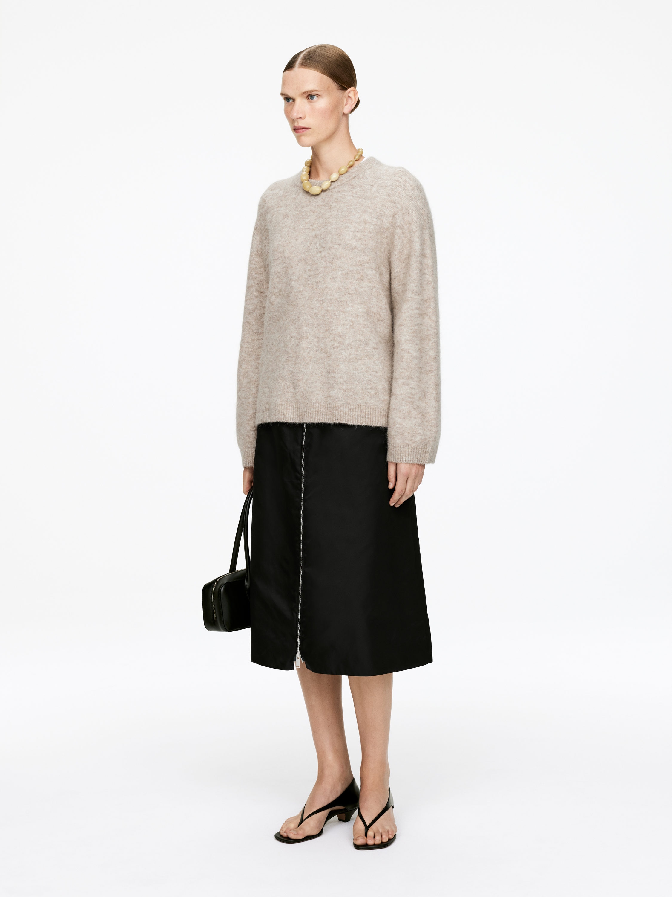 Alpaca-Wool Blend Jumper - Beige - Oversized - Women - StillMedia/Lookbook - 13