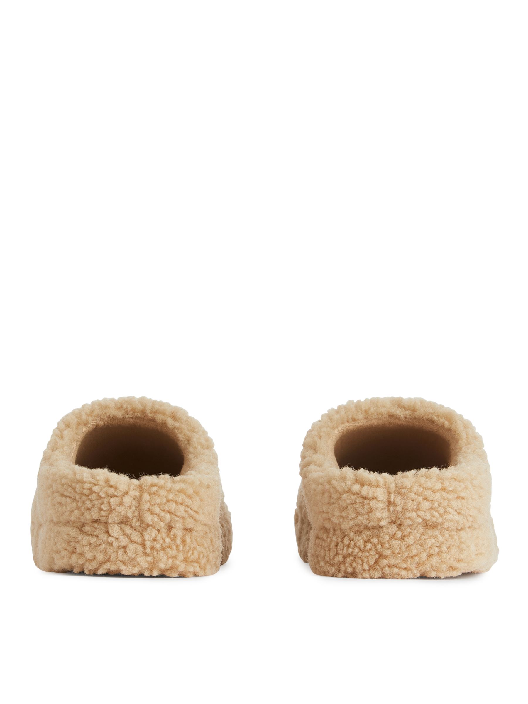 Indoor Slipper - Beige - Women - StillMedia/DescriptiveStillLife - 5